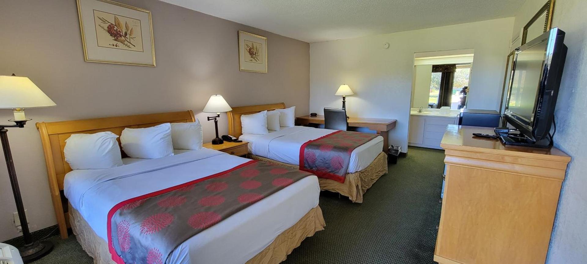 Ramada by Wyndham & Suites Warner Robins photo 39