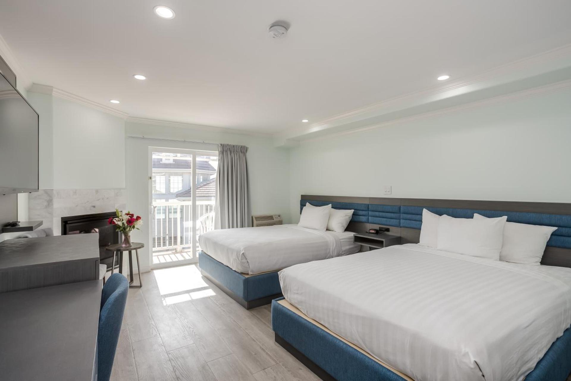 Pacifica Beach Hotel photo 57