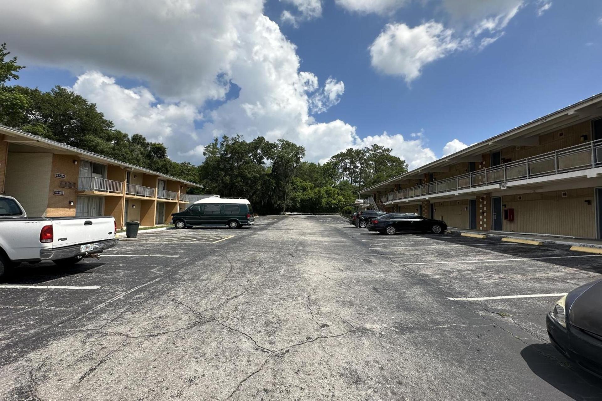 Campus Inn by Hotel O Gainesville - University Area photo 3