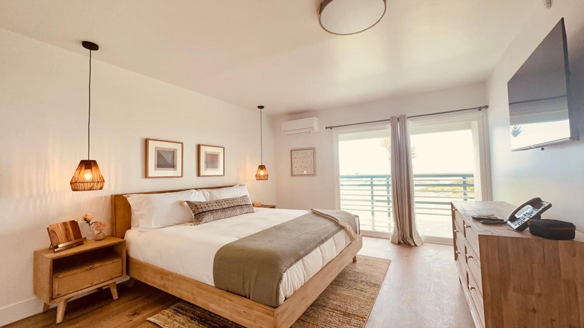 Ocean Villa Inn photo 16