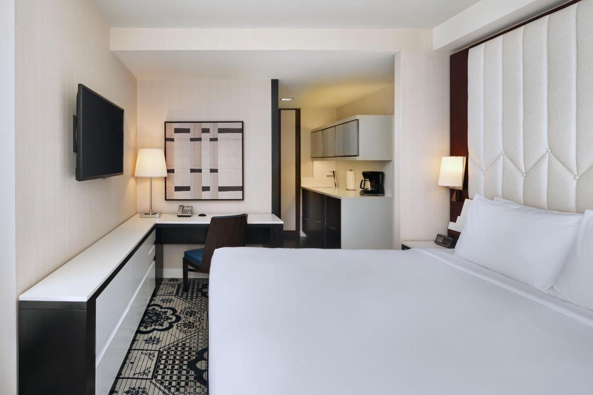 Residence Inn by Marriott New York Manhattan/Central Park photo 18