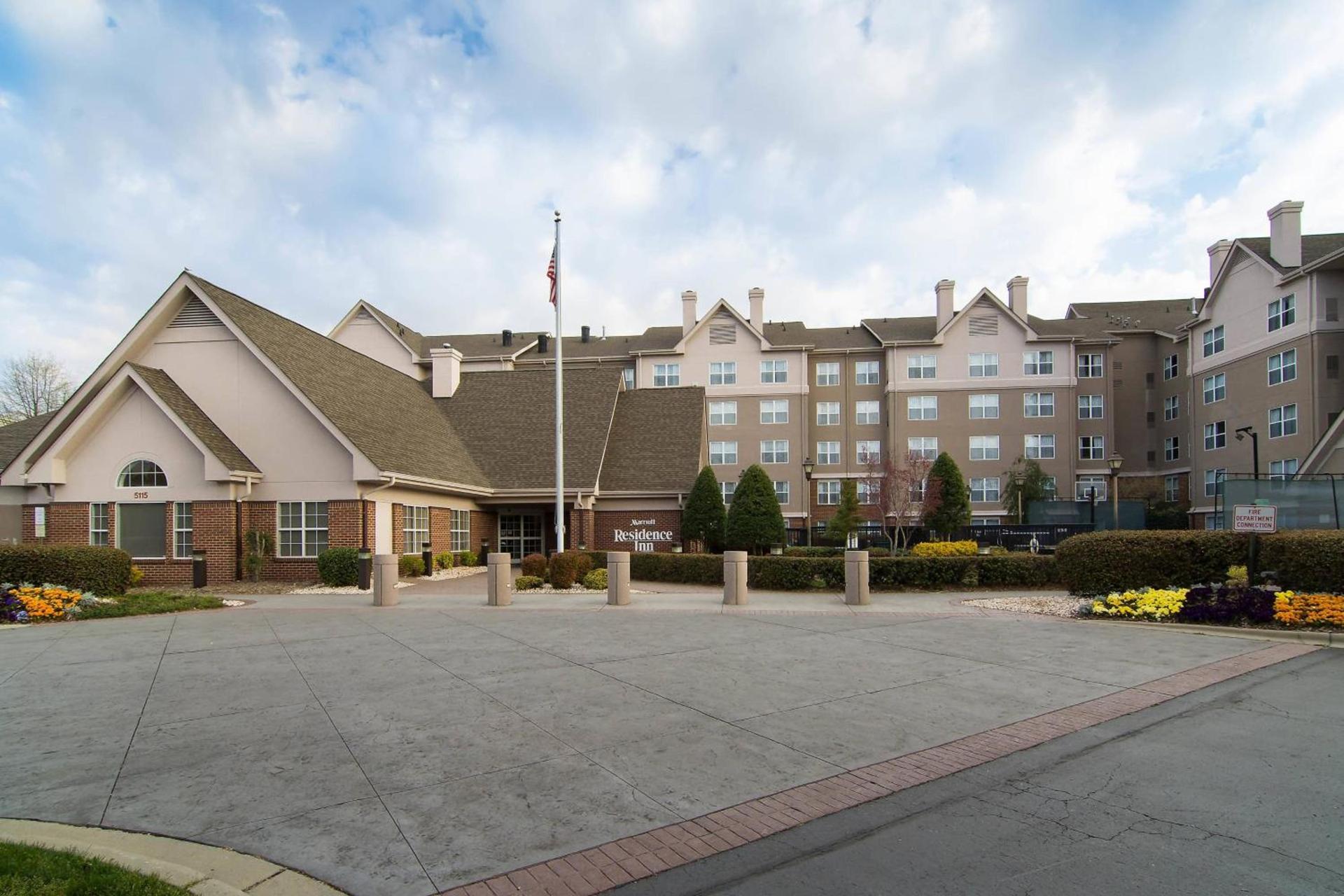 Residence Inn by Marriott Charlotte Piper Glen photo 2