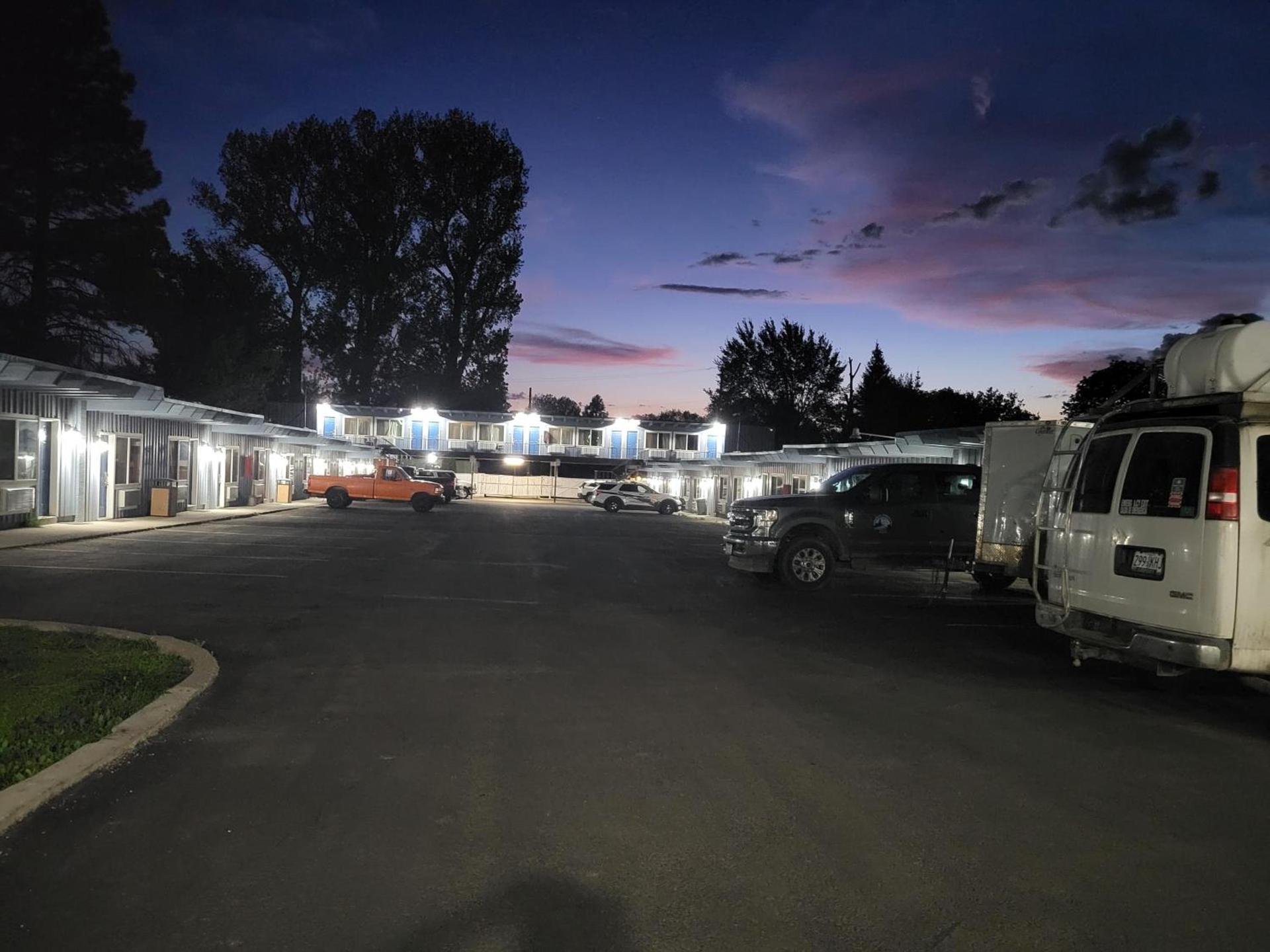 Lakeview Lodge Motel photo 9