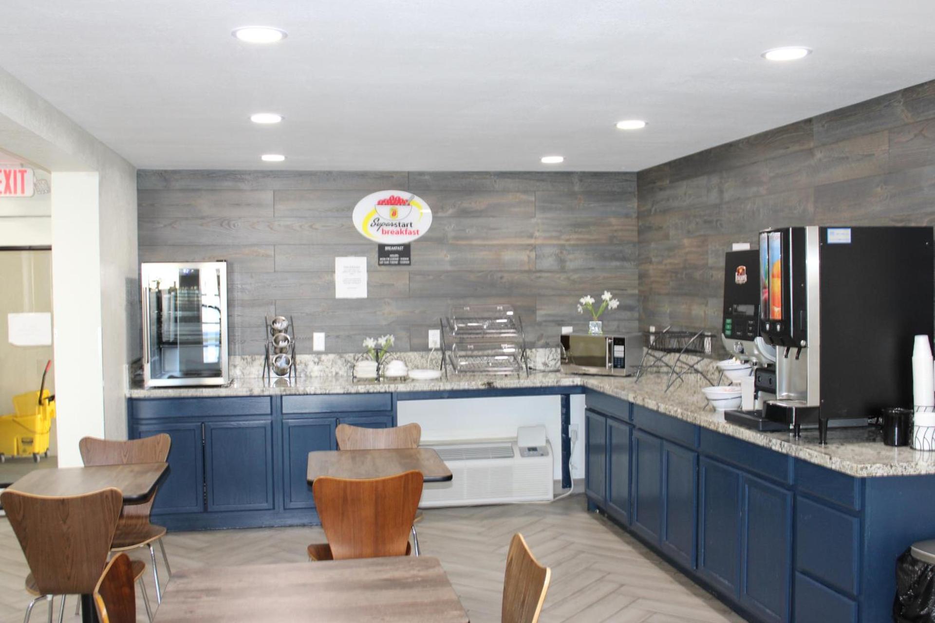 Baymont by Wyndham Morganton photo 19
