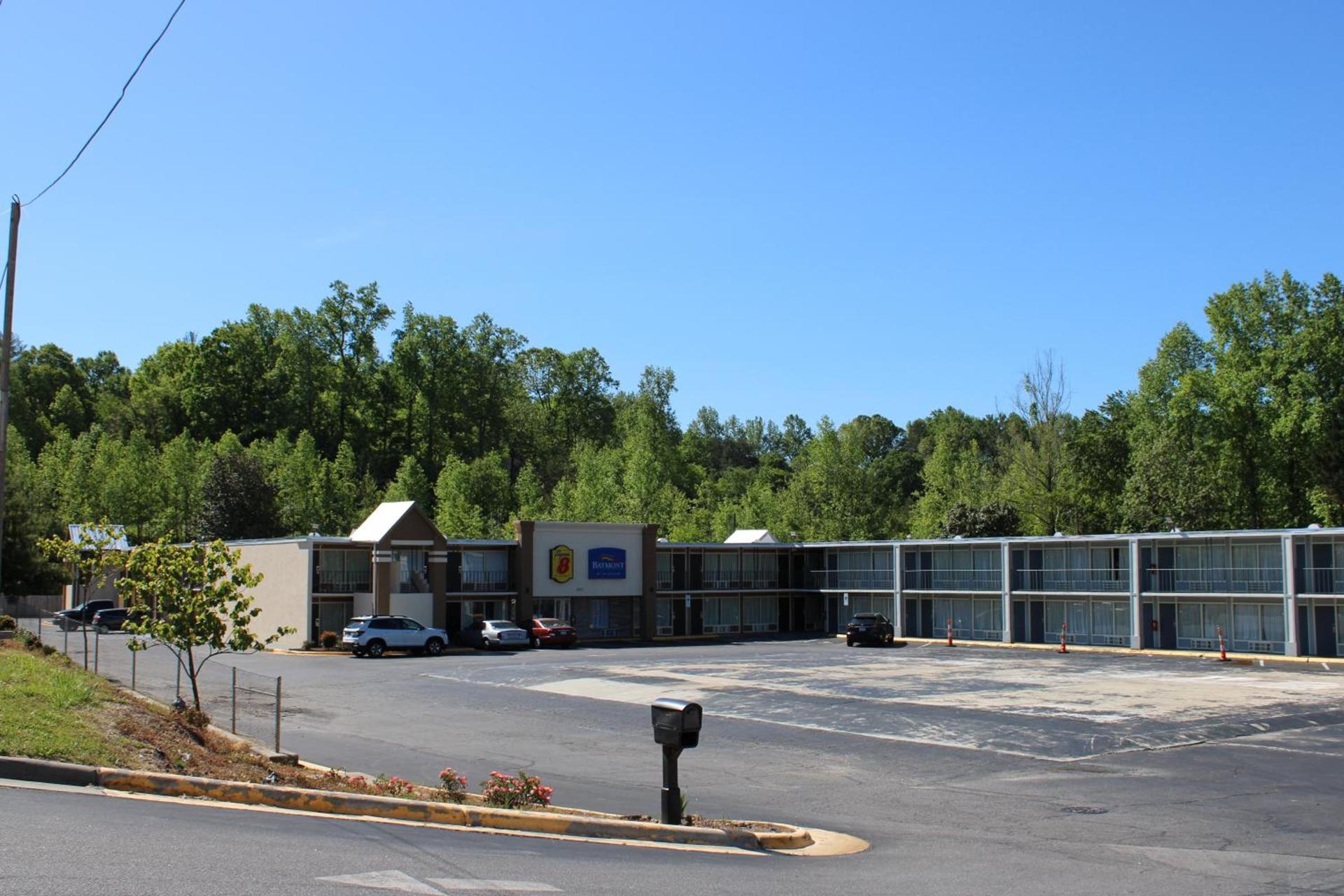 Baymont by Wyndham Morganton photo 24