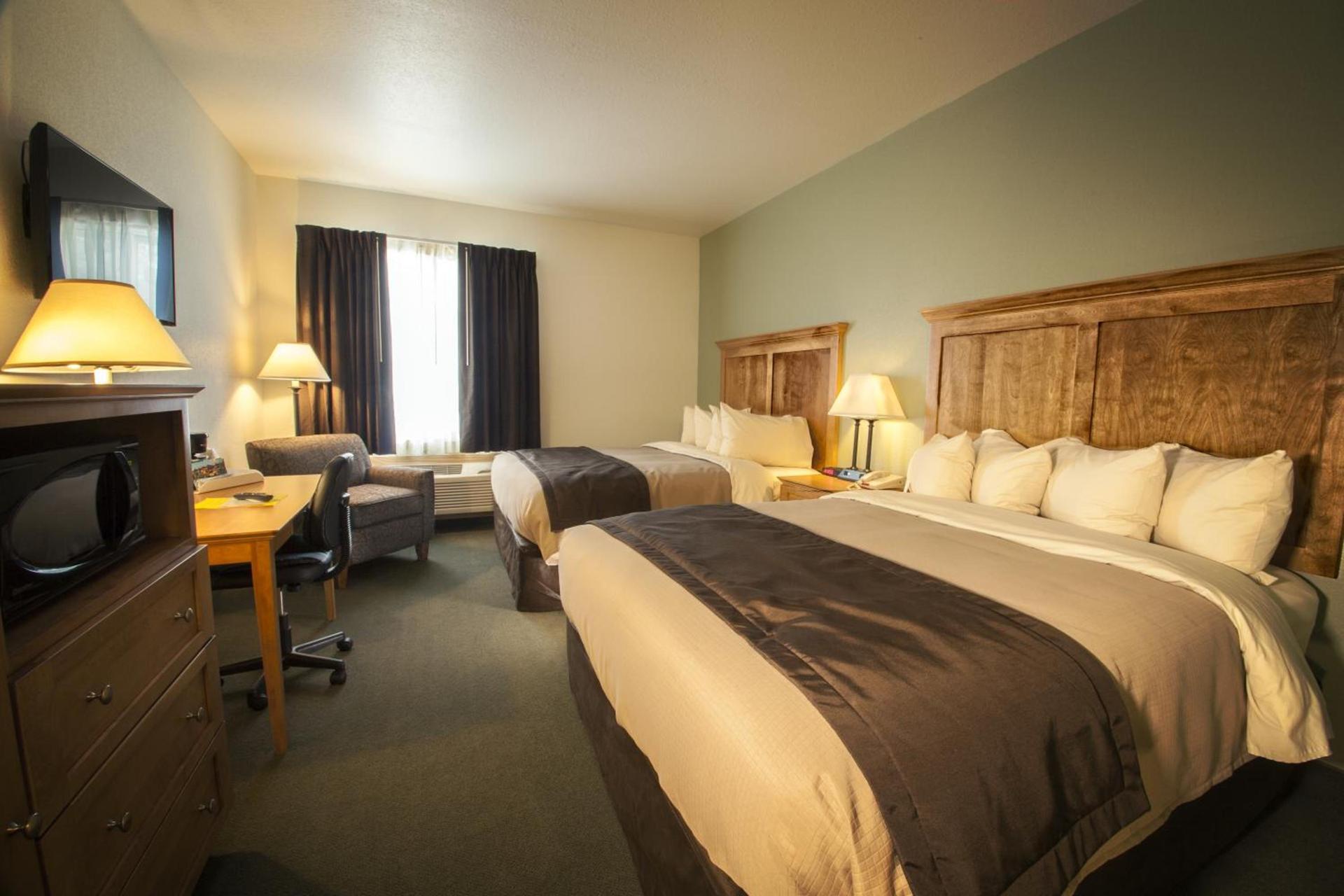 Junction Inn Suites & Conference Center photo 5