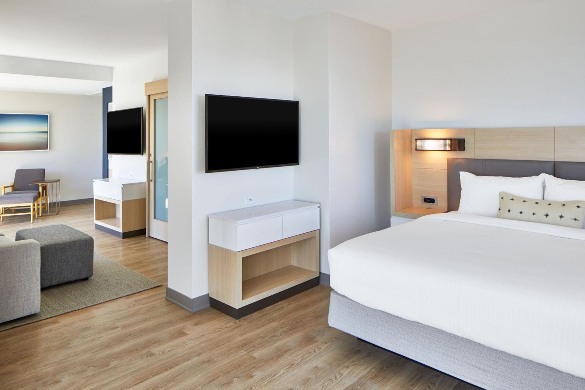 SpringHill Suites by Marriott Jacksonville Beach Oceanfront photo 40