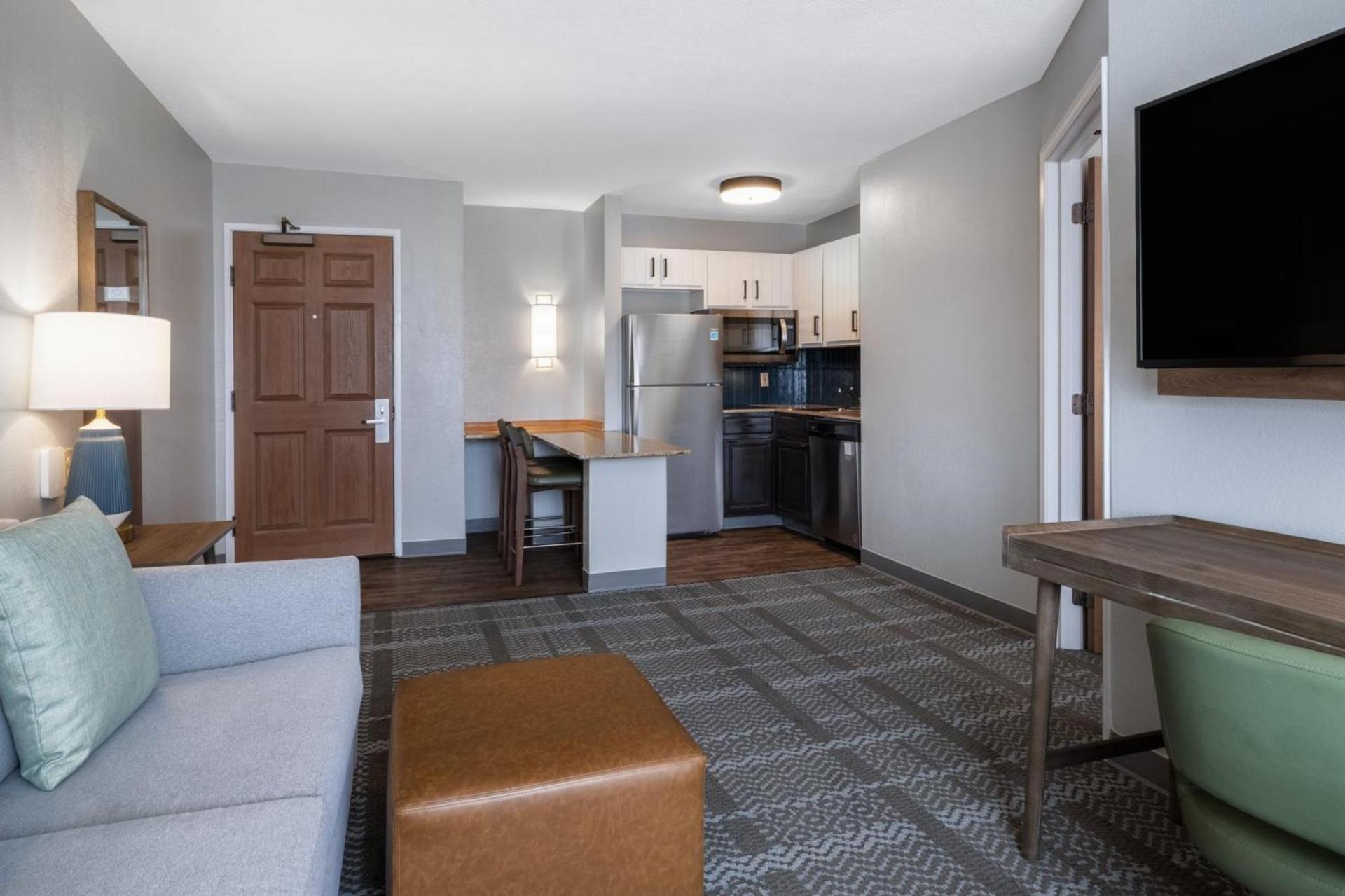 Staybridge Suites Columbus-Dublin by IHG photo 22