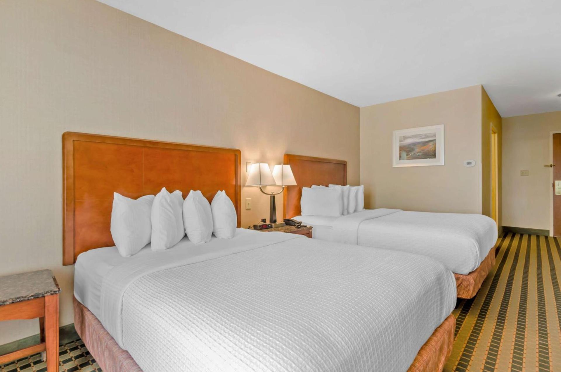 Best Western North Roanoke photo 15