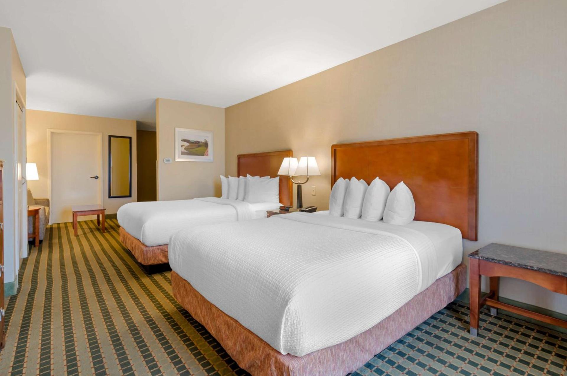 Best Western North Roanoke photo 18