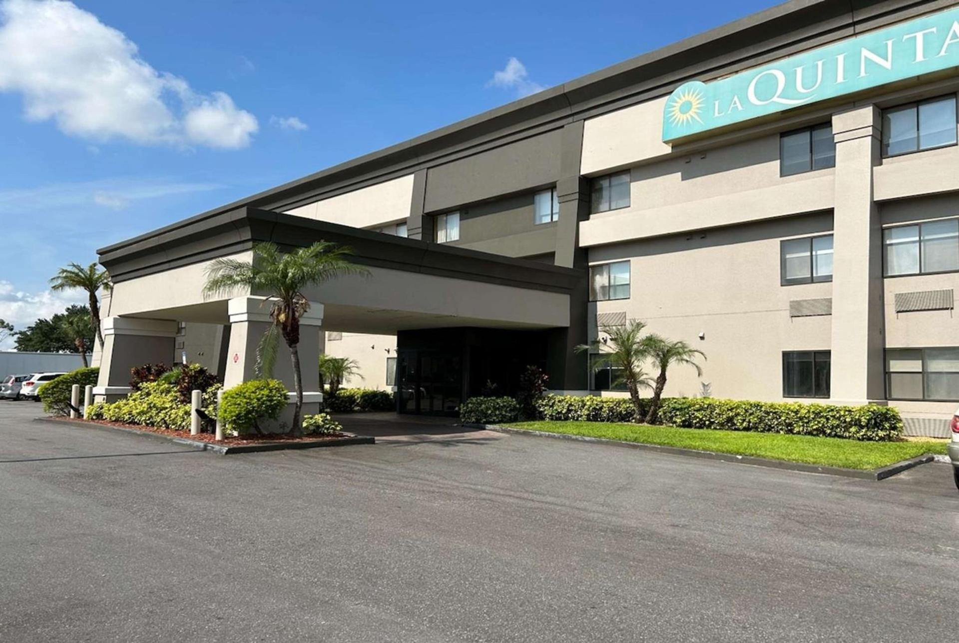 Baymont by Wyndham Orlando South photo 3