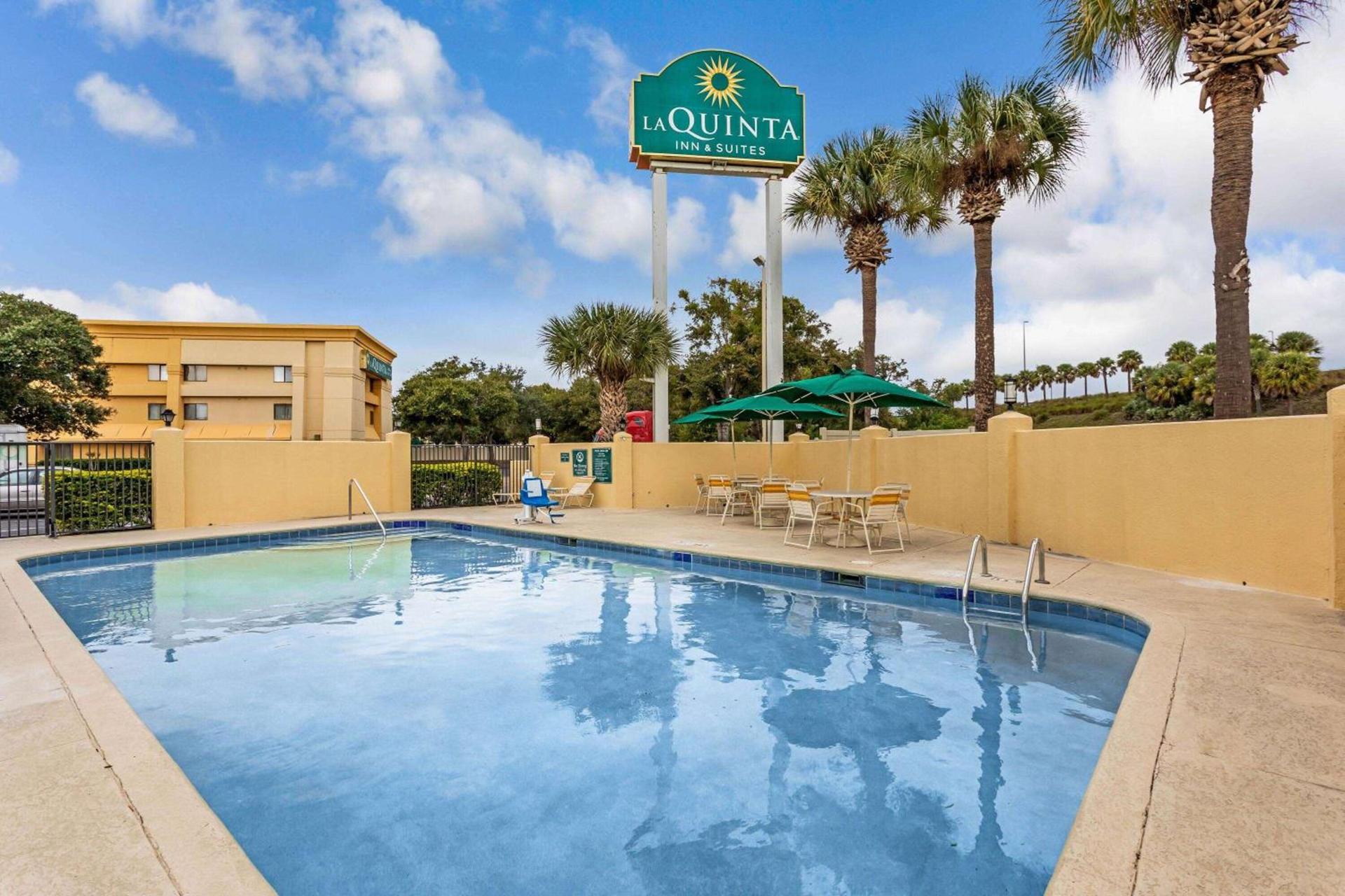 Baymont by Wyndham Orlando South photo 6