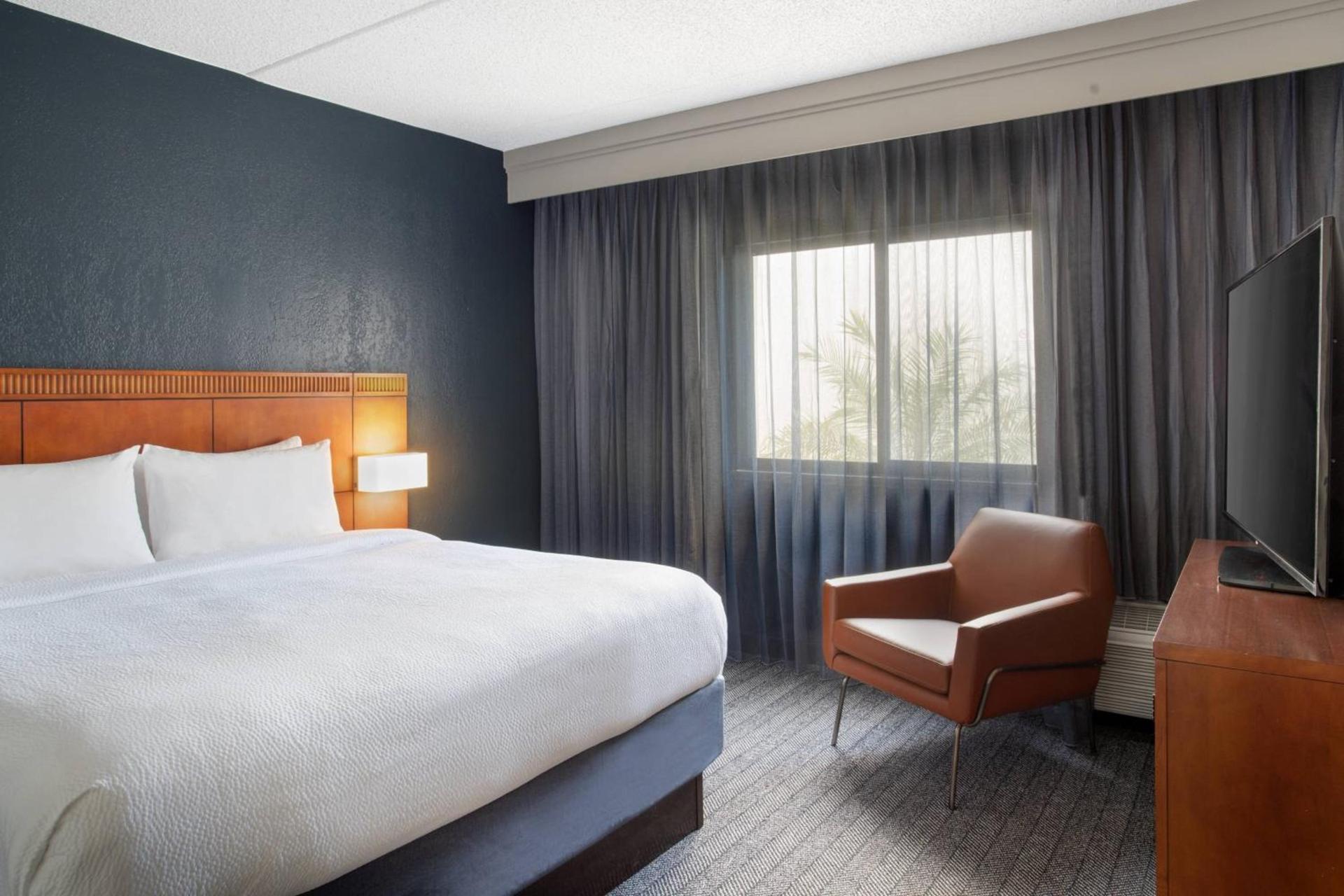 Courtyard Tampa Westshore/Airport photo 15