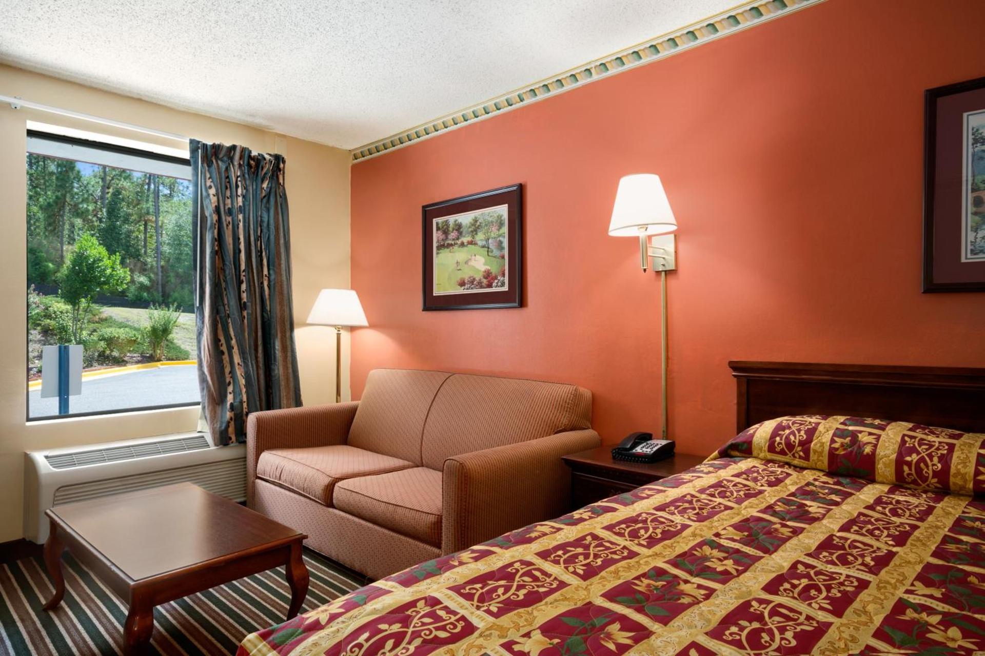 Knights Inn Aiken photo 11