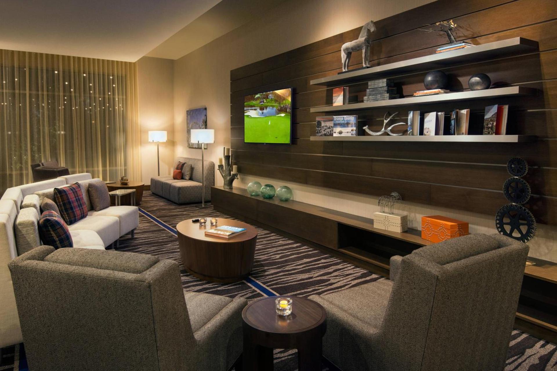 Courtyard by Marriott Irvine Spectrum photo 4