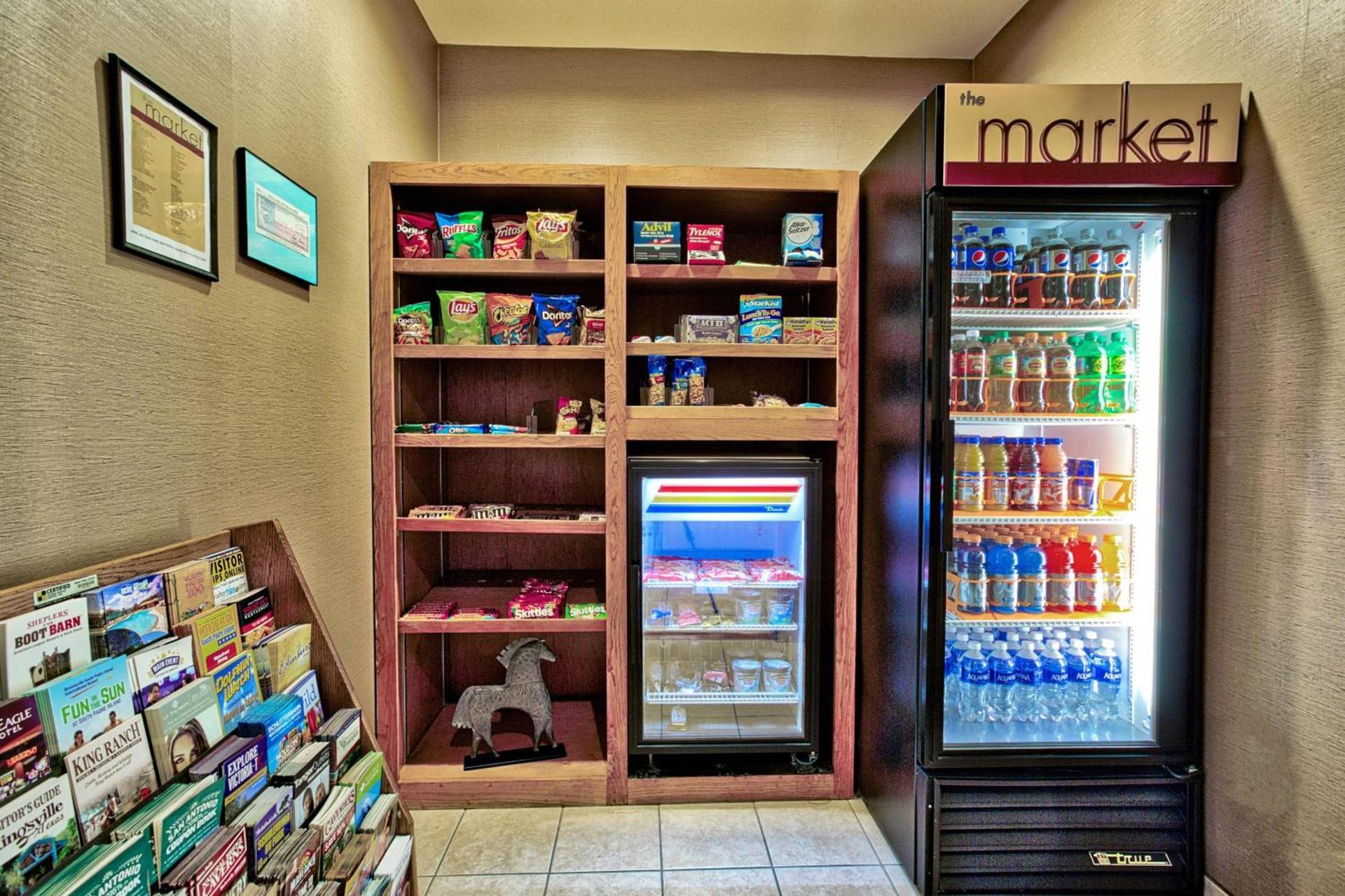 Fairfield Inn and Suites by Marriott McAllen photo 13
