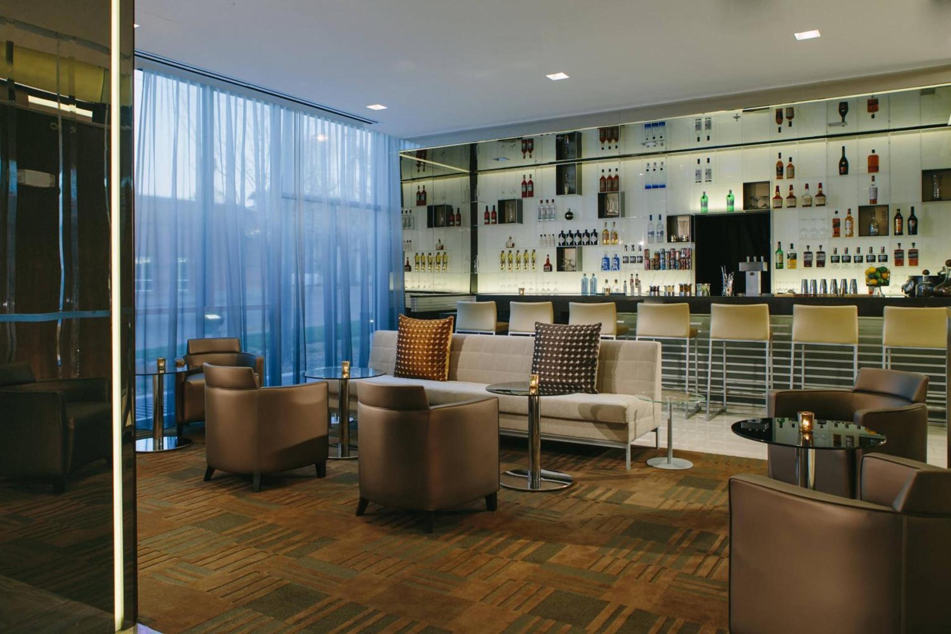 AC Hotel Kansas City Plaza photo 11