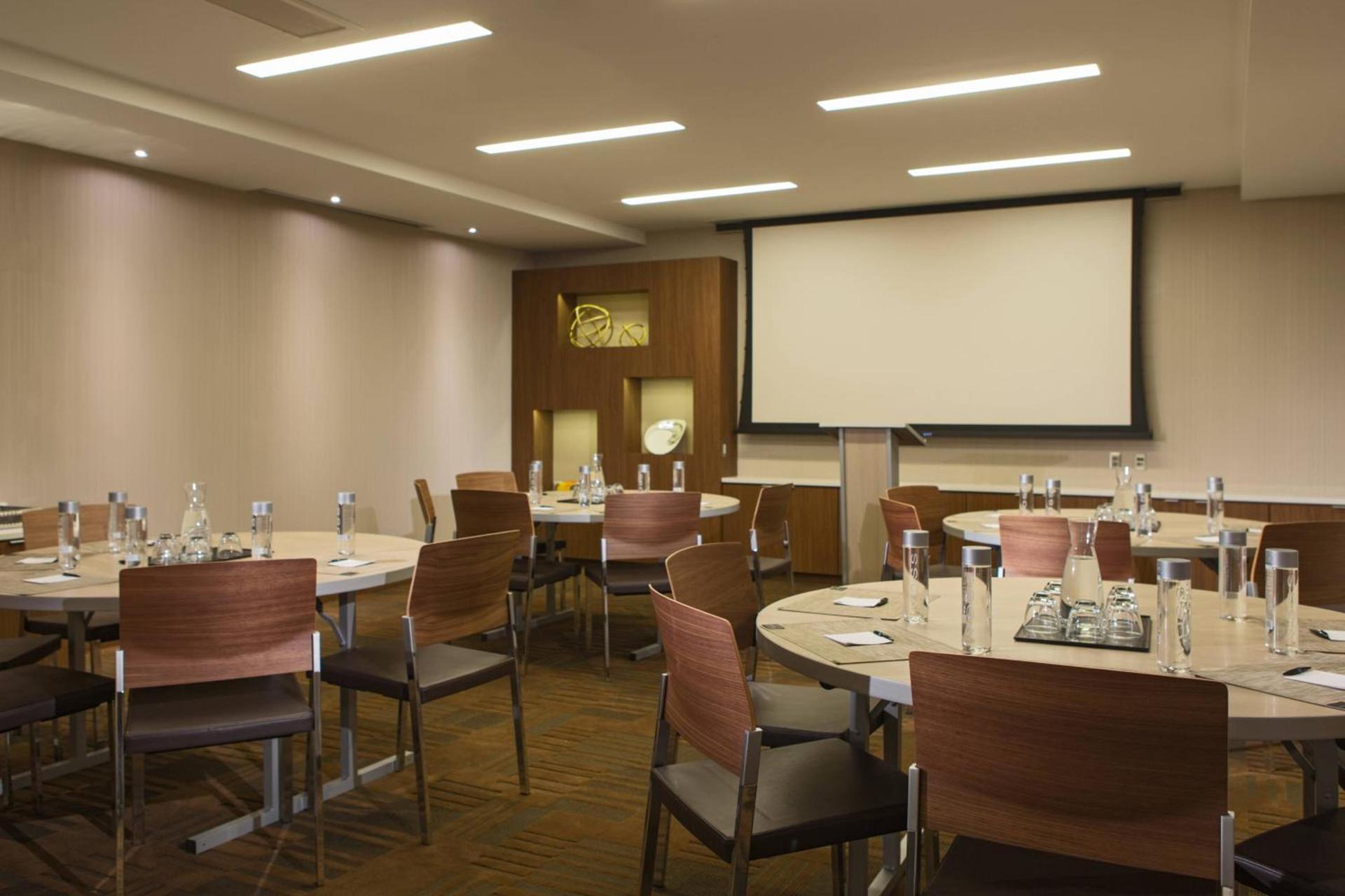 AC Hotel Kansas City Plaza photo 15