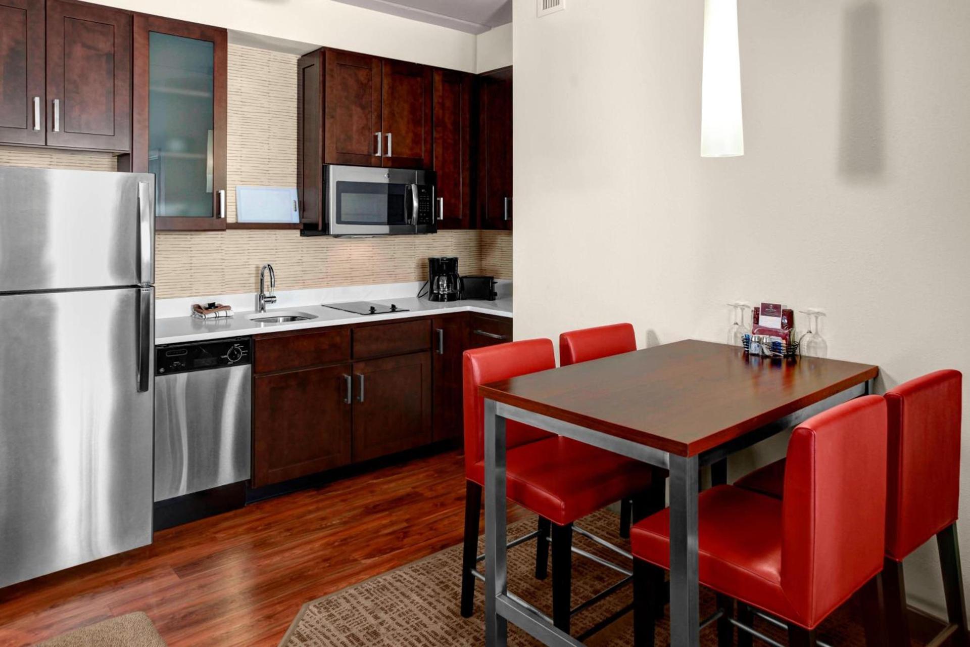 Residence Inn by Marriott Philadelphia Airport photo 25