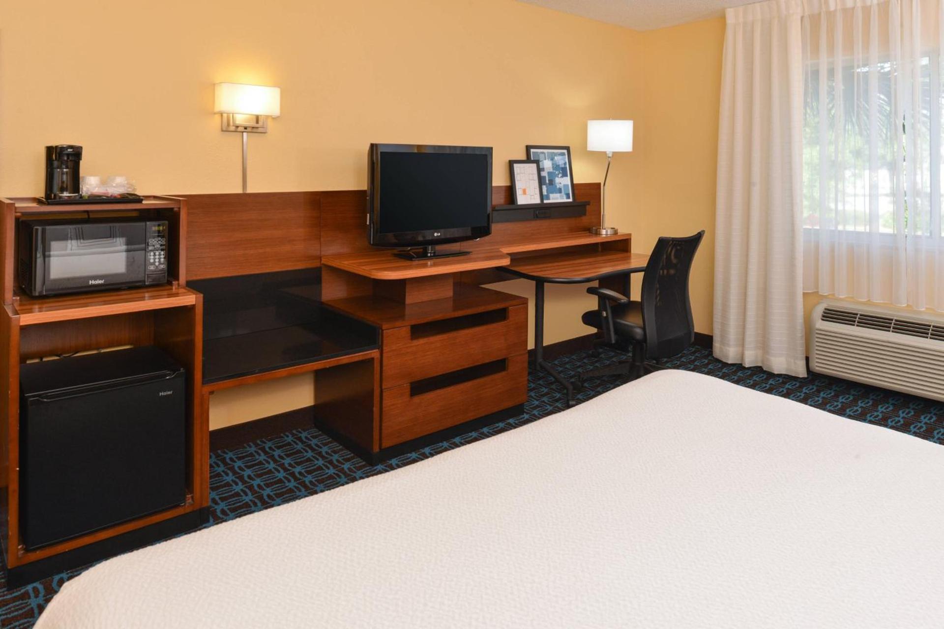 Fairfield Inn Jacksonville Orange Park photo 9