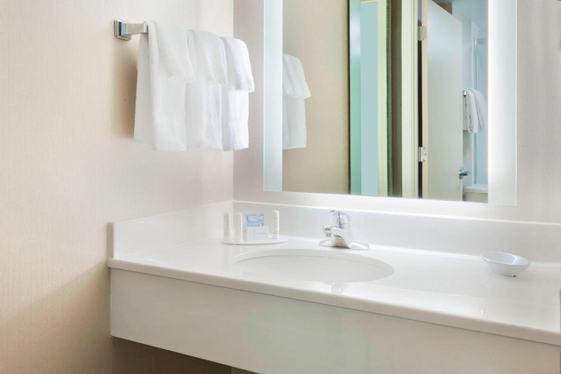 SpringHill Suites Asheville photo 14