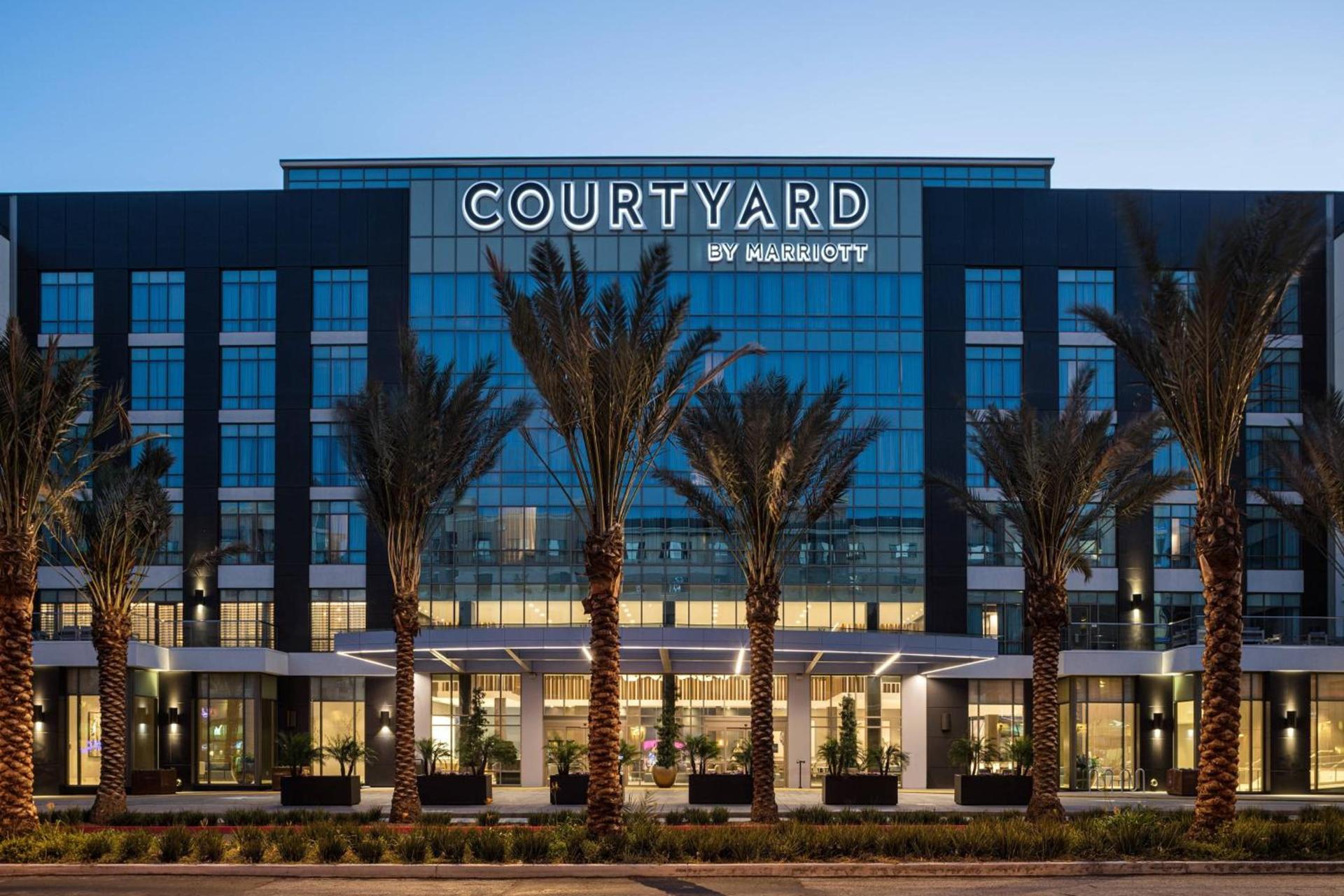 Courtyard by Marriott Los Angeles Monterey Park photo 2