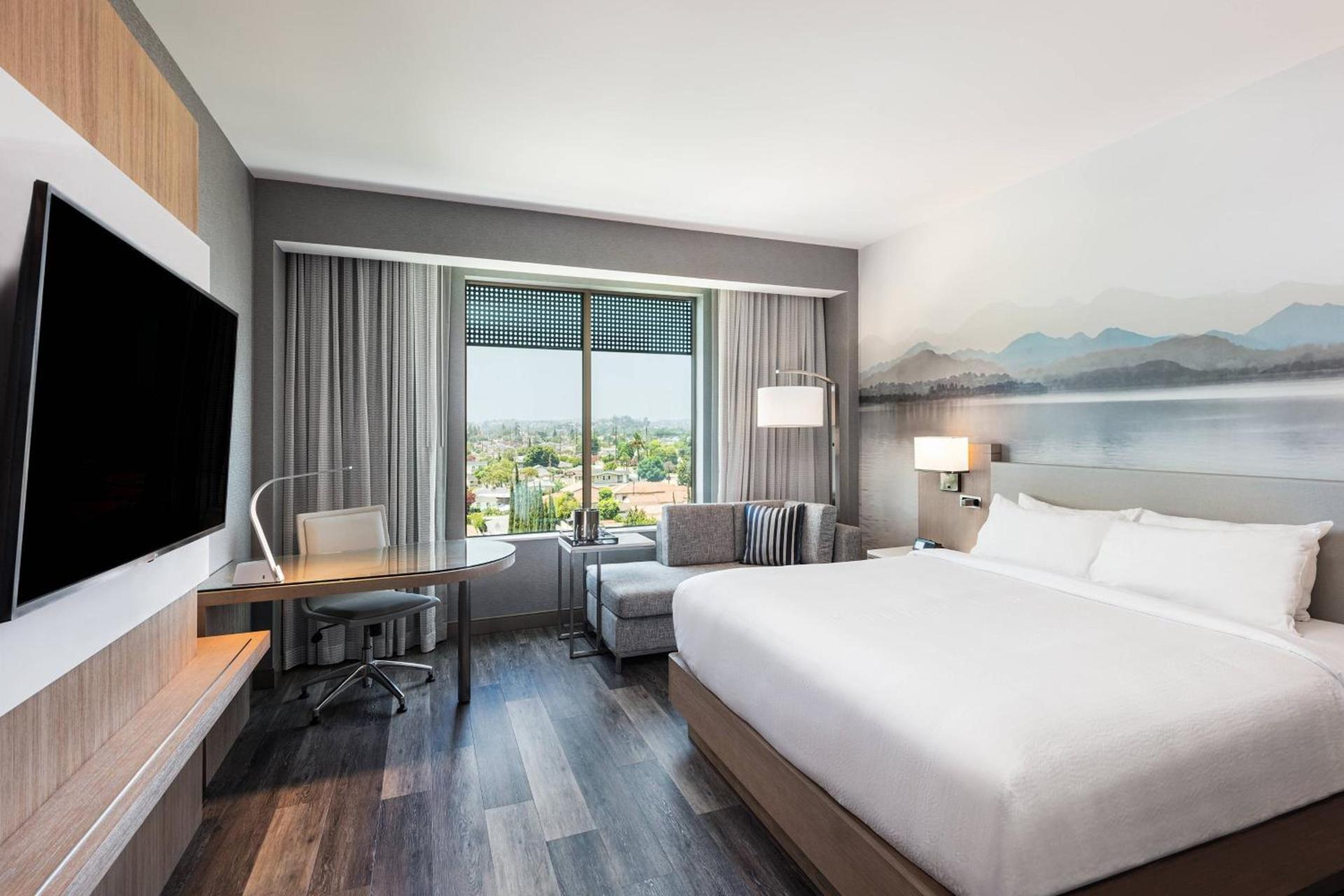 Courtyard by Marriott Los Angeles Monterey Park photo 10