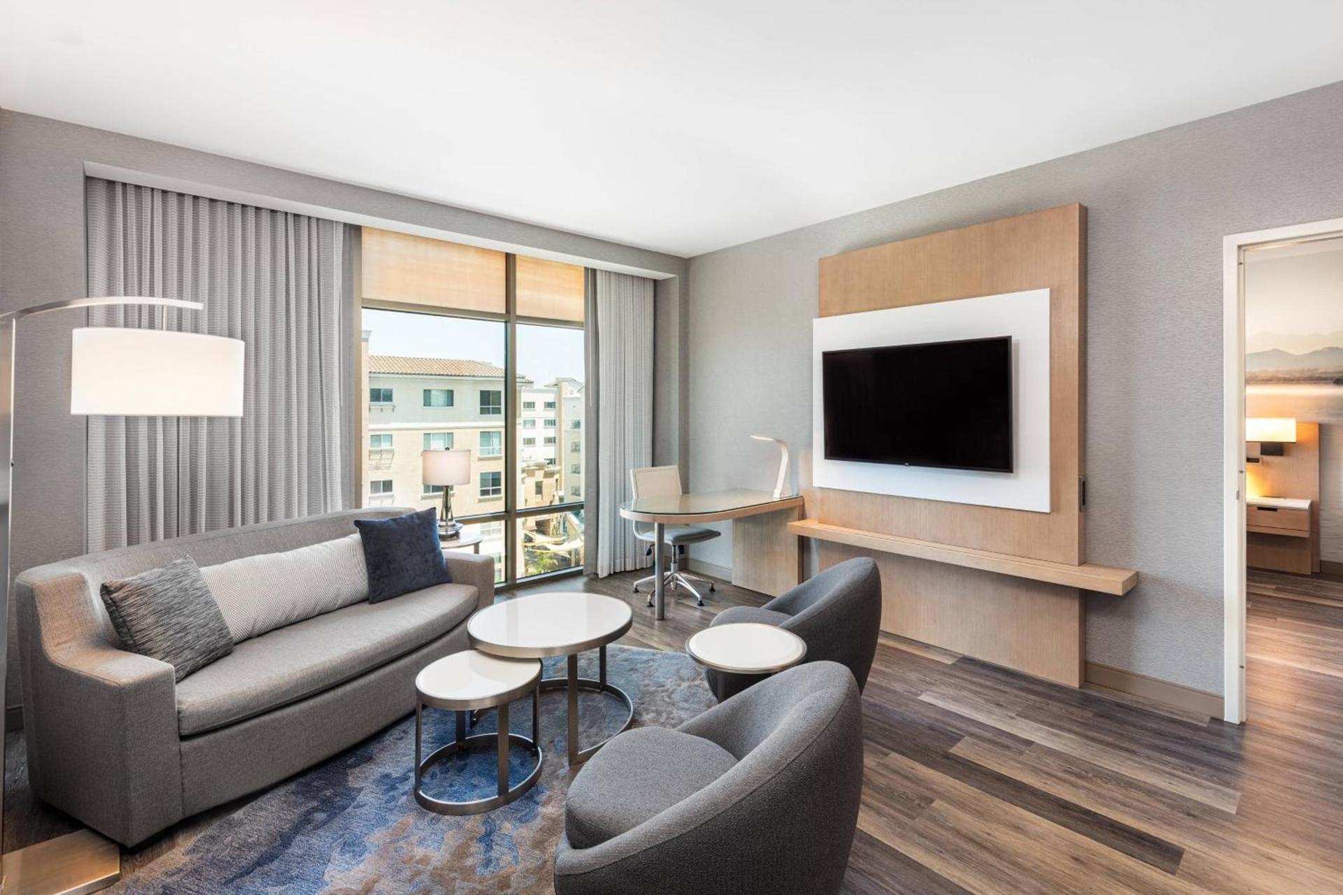 Courtyard by Marriott Los Angeles Monterey Park photo 14