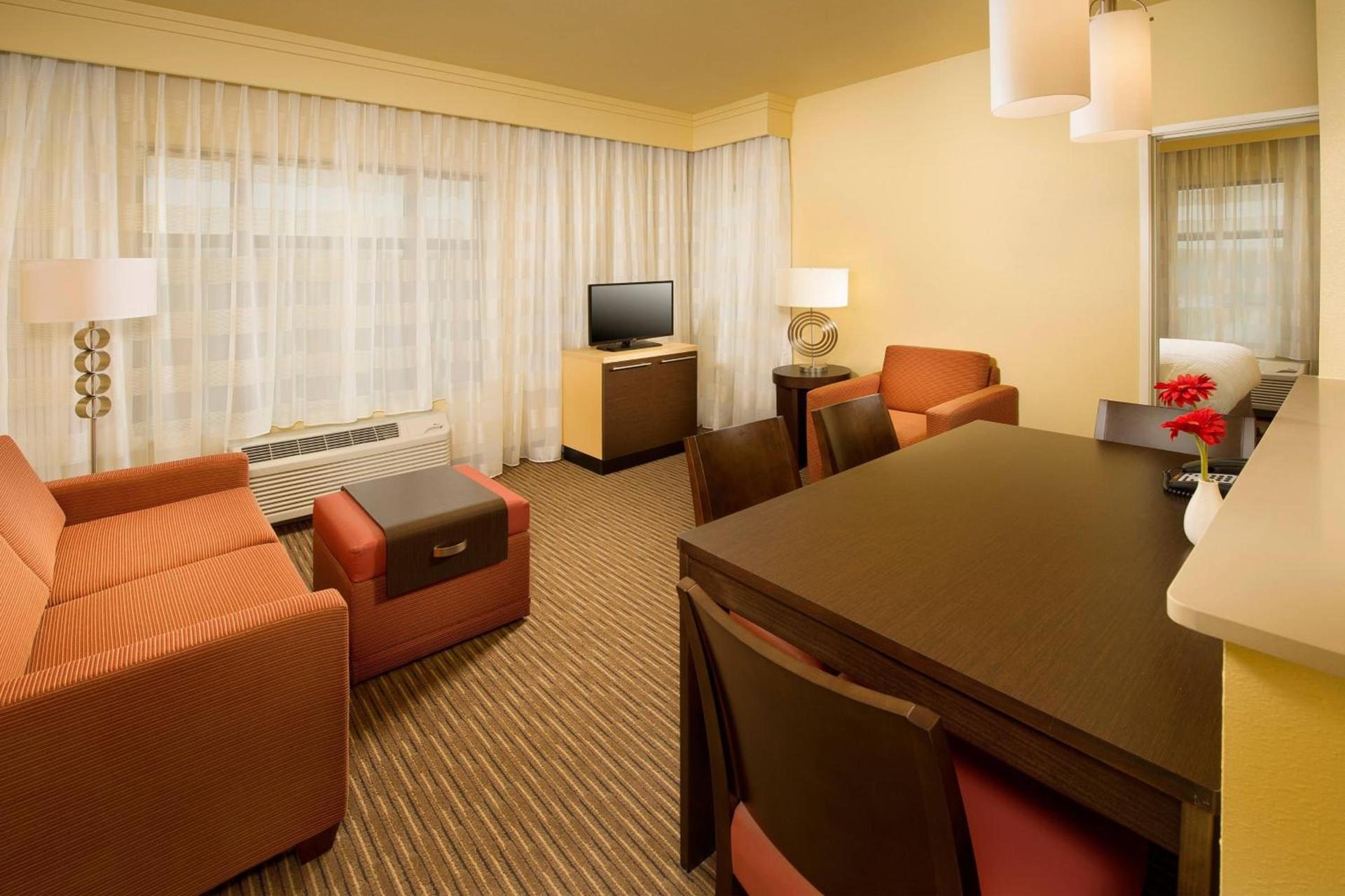 TownePlace Suites by Marriott Dallas DFW Airport North/Grapevine photo 11
