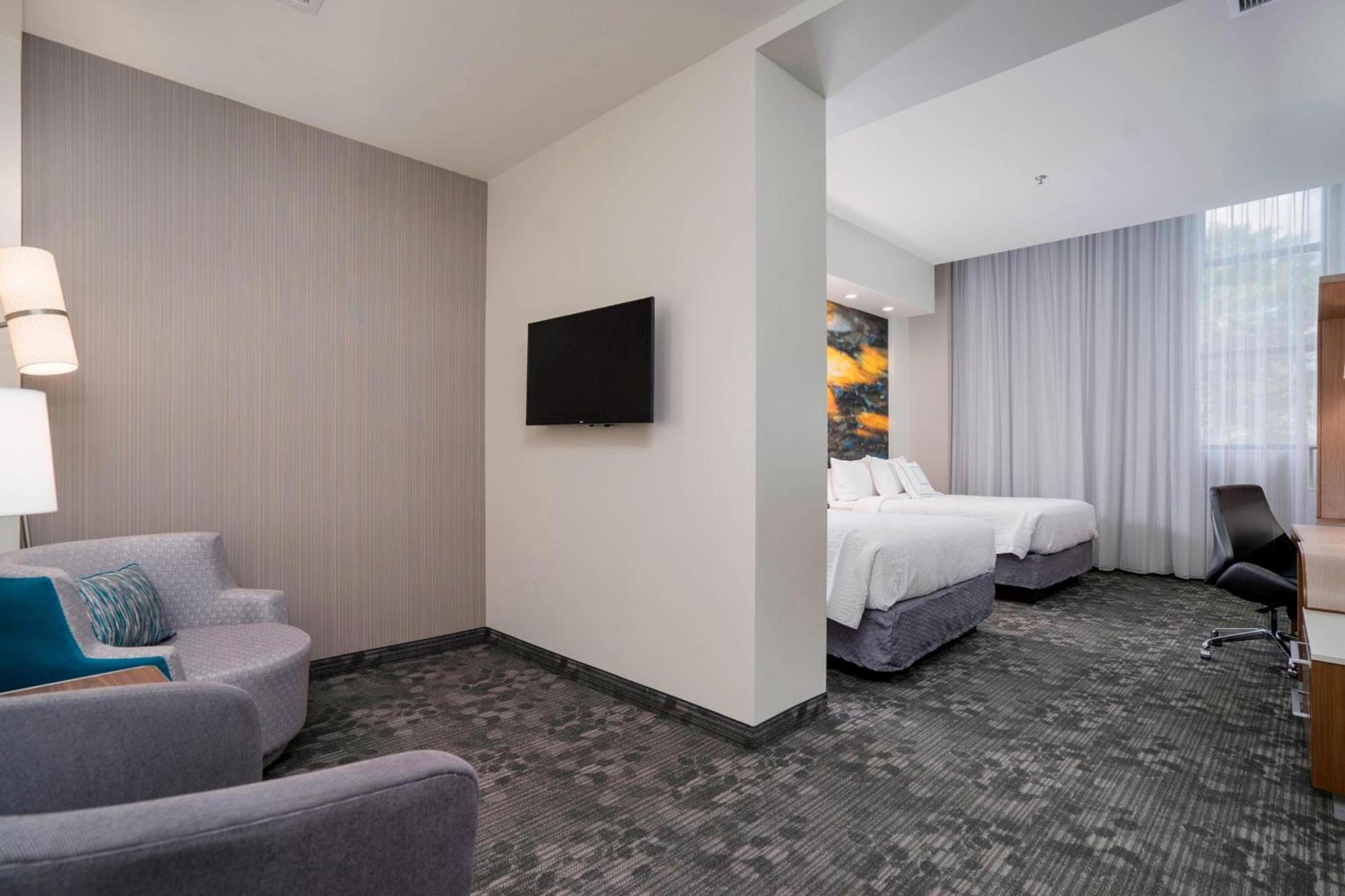 Courtyard by Marriott Niagara Falls, USA photo 8