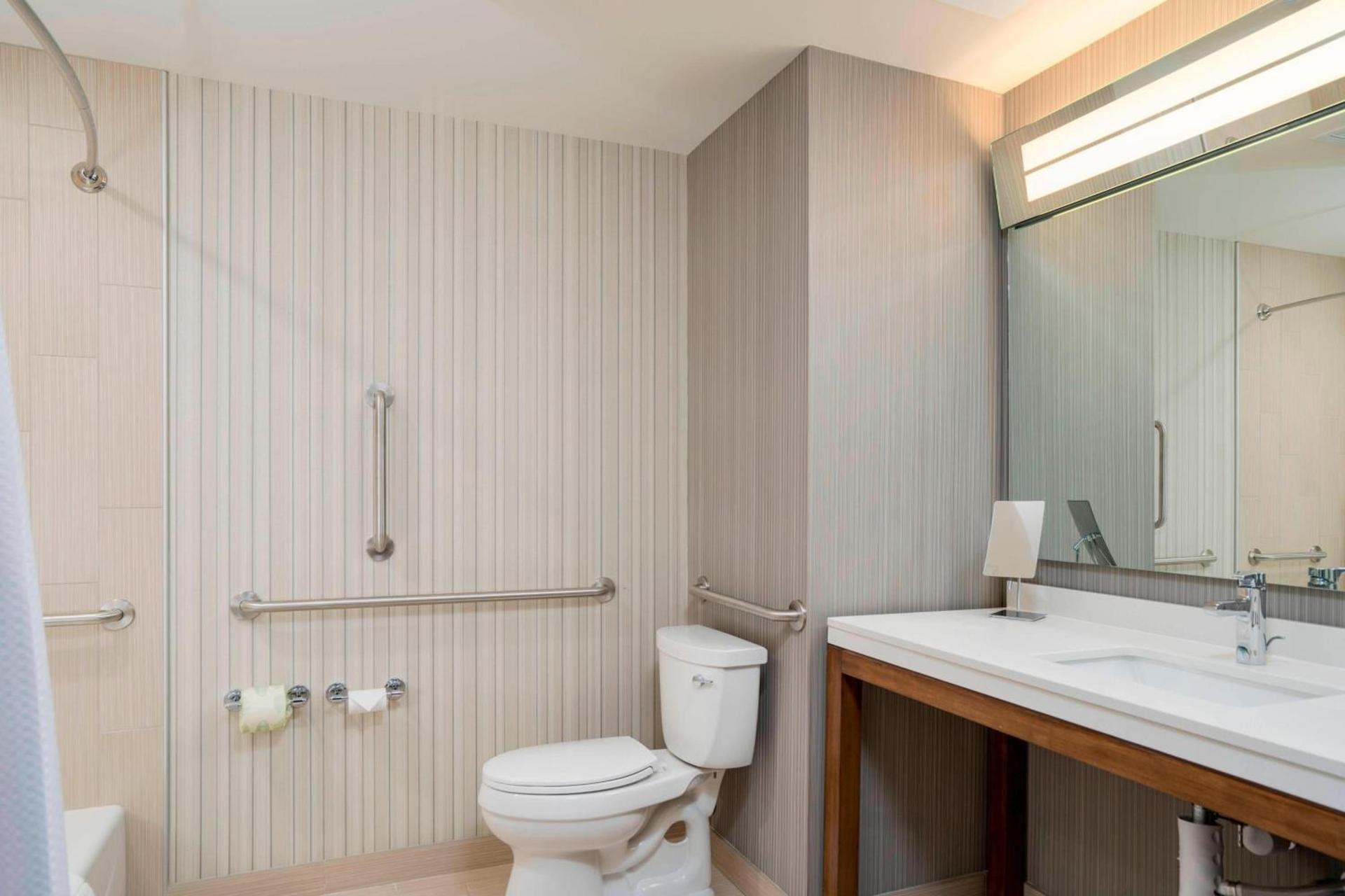Courtyard by Marriott Niagara Falls, USA photo 15