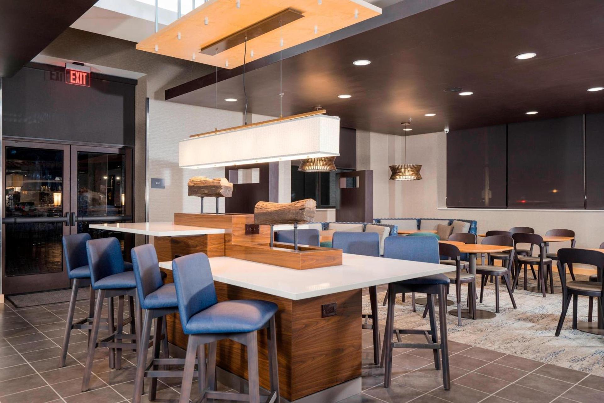 Courtyard by Marriott Niagara Falls, USA photo 31