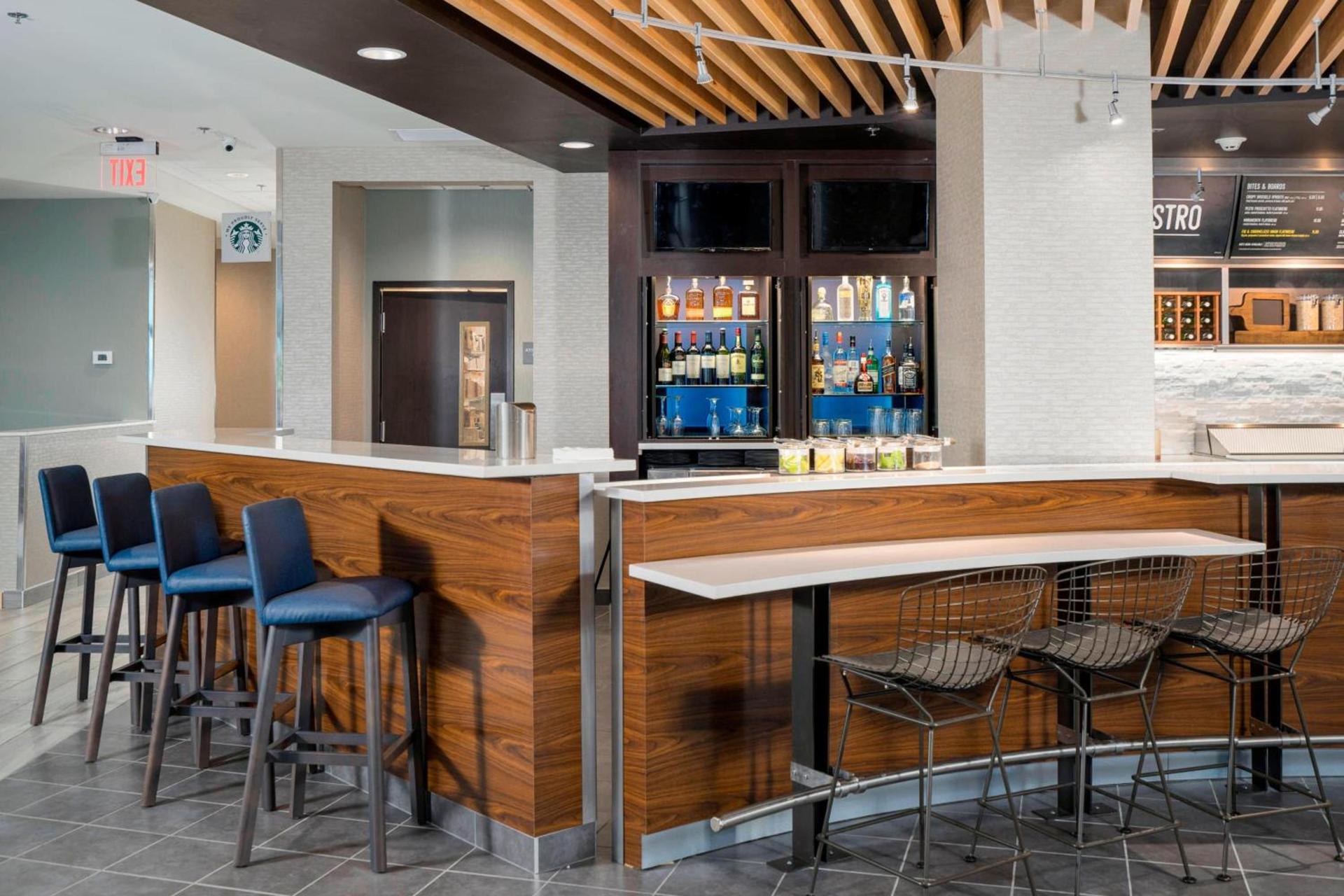 Courtyard by Marriott Niagara Falls, USA photo 34