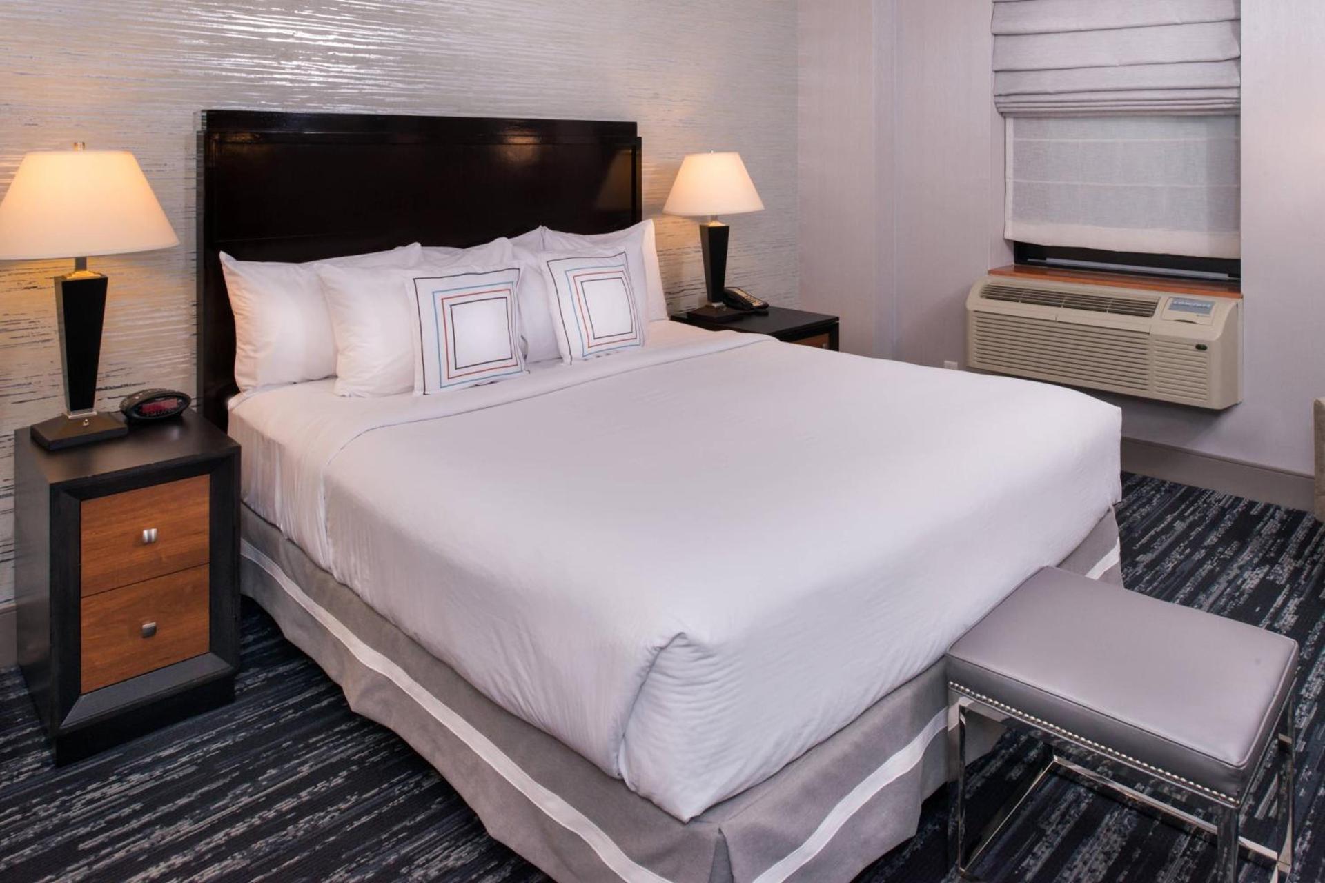 Fairfield By Marriott New York Manhattan Times Square photo 13