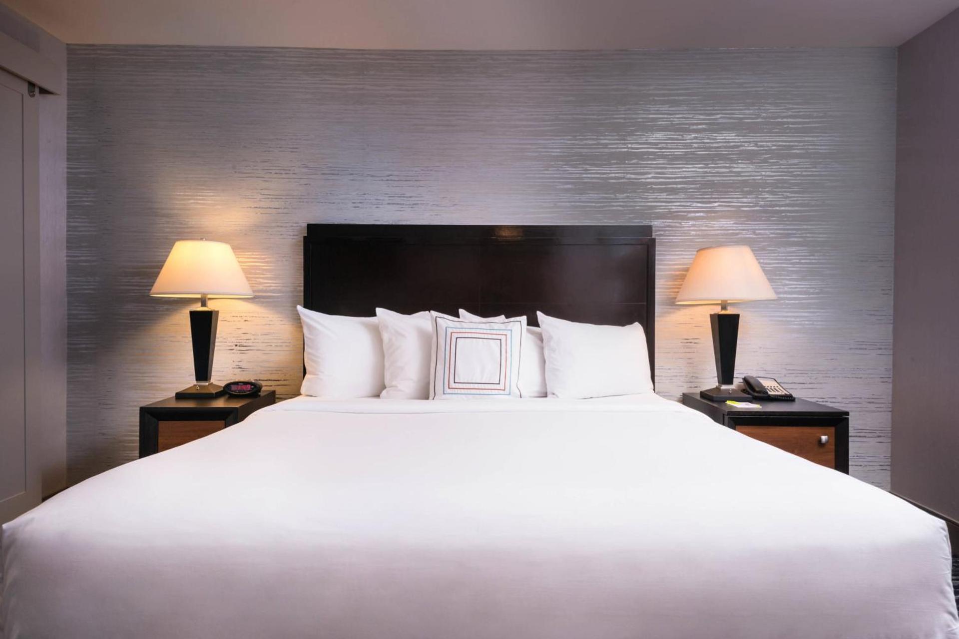 Fairfield By Marriott New York Manhattan Times Square photo 14