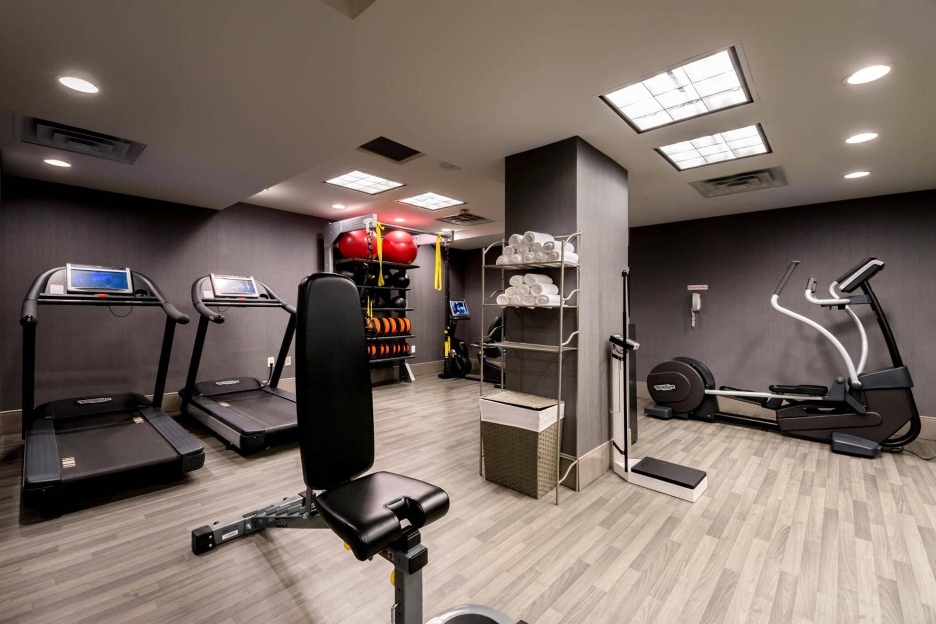 Fairfield By Marriott New York Manhattan Times Square photo 22