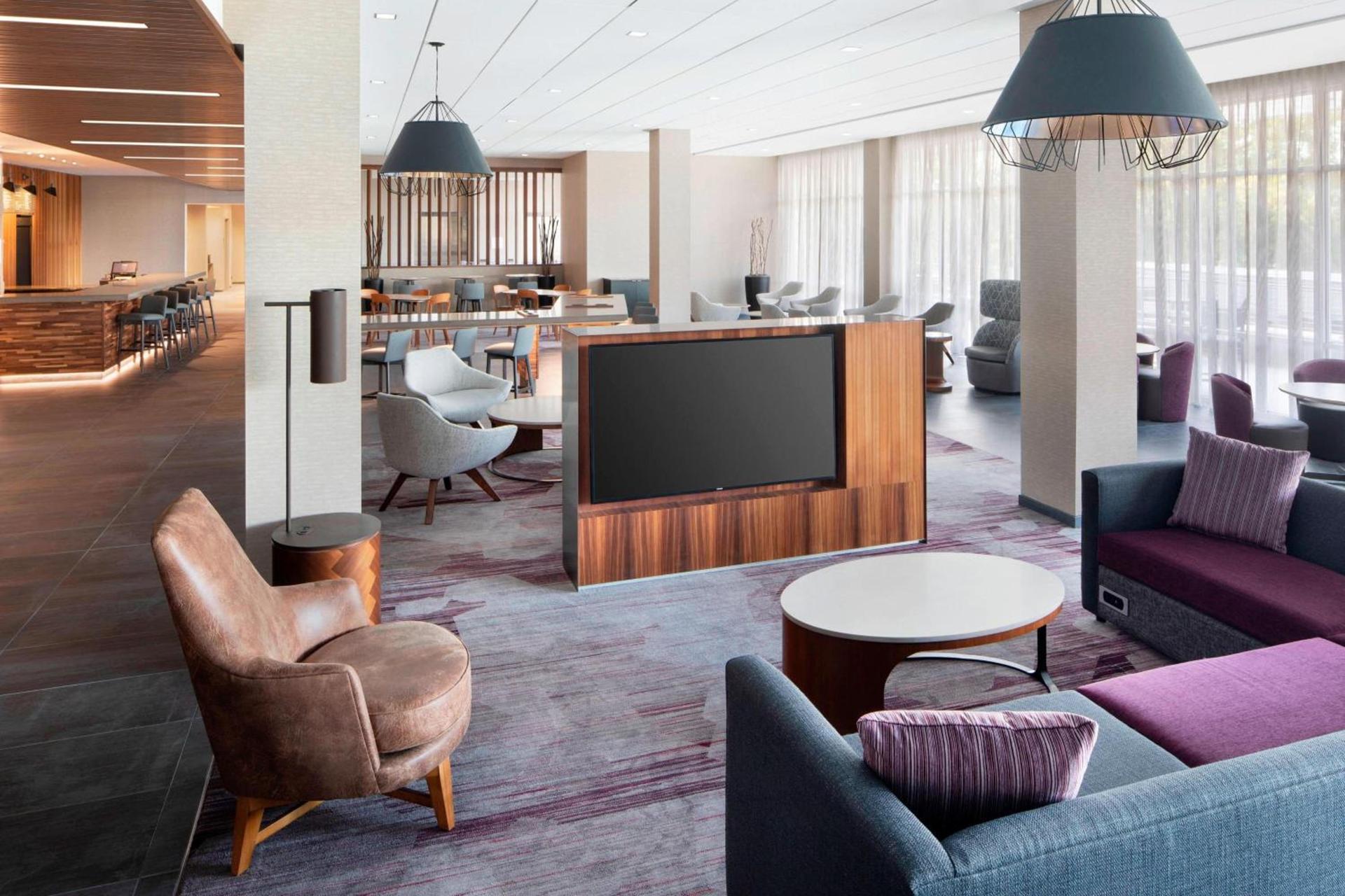 Courtyard by Marriott Albany Troy/Waterfront photo 4