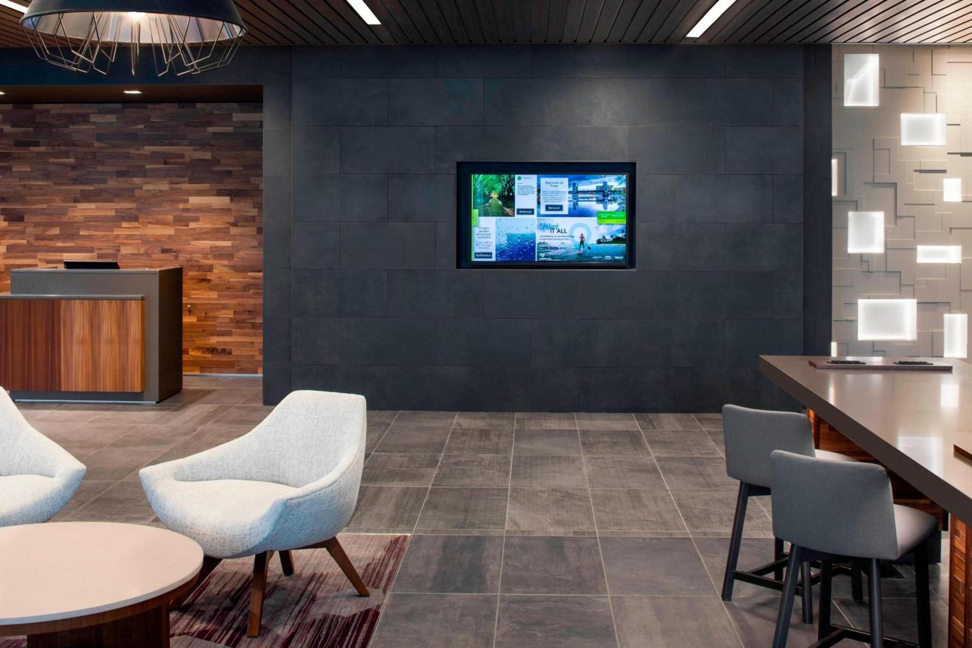 Courtyard by Marriott Albany Troy/Waterfront photo 11