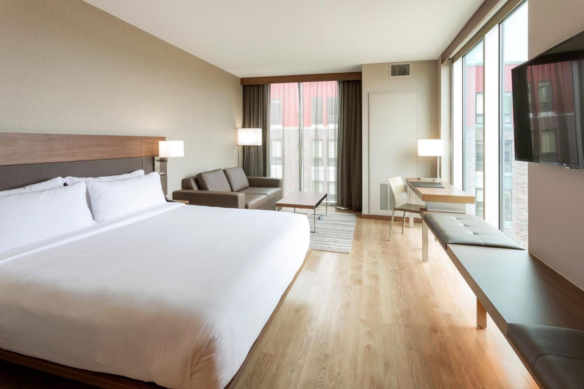 AC Hotel by Marriott Minneapolis West End photo 100