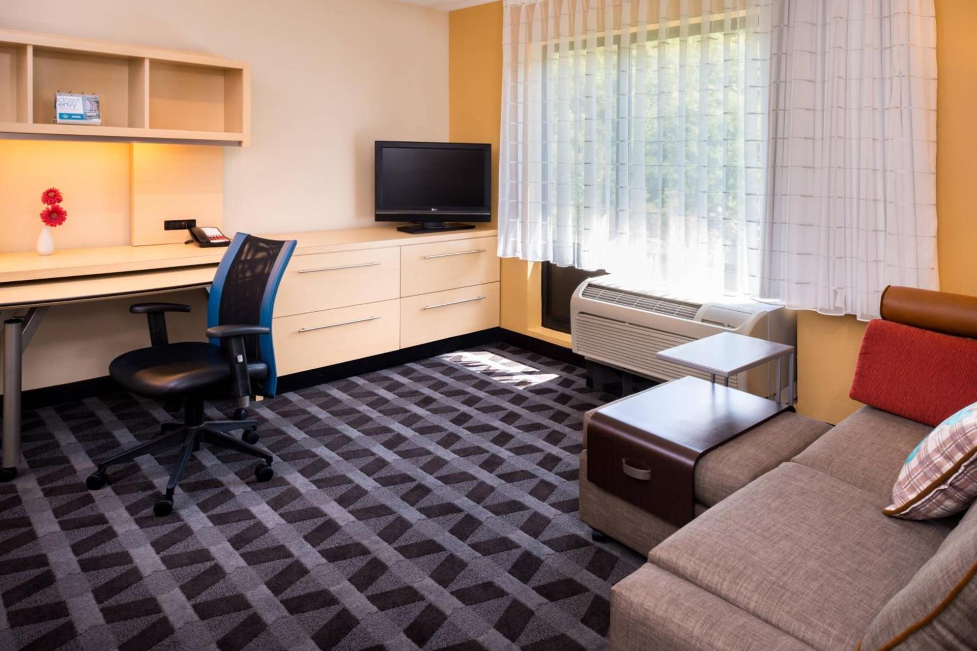 TownePlace Suites Huntington photo 12