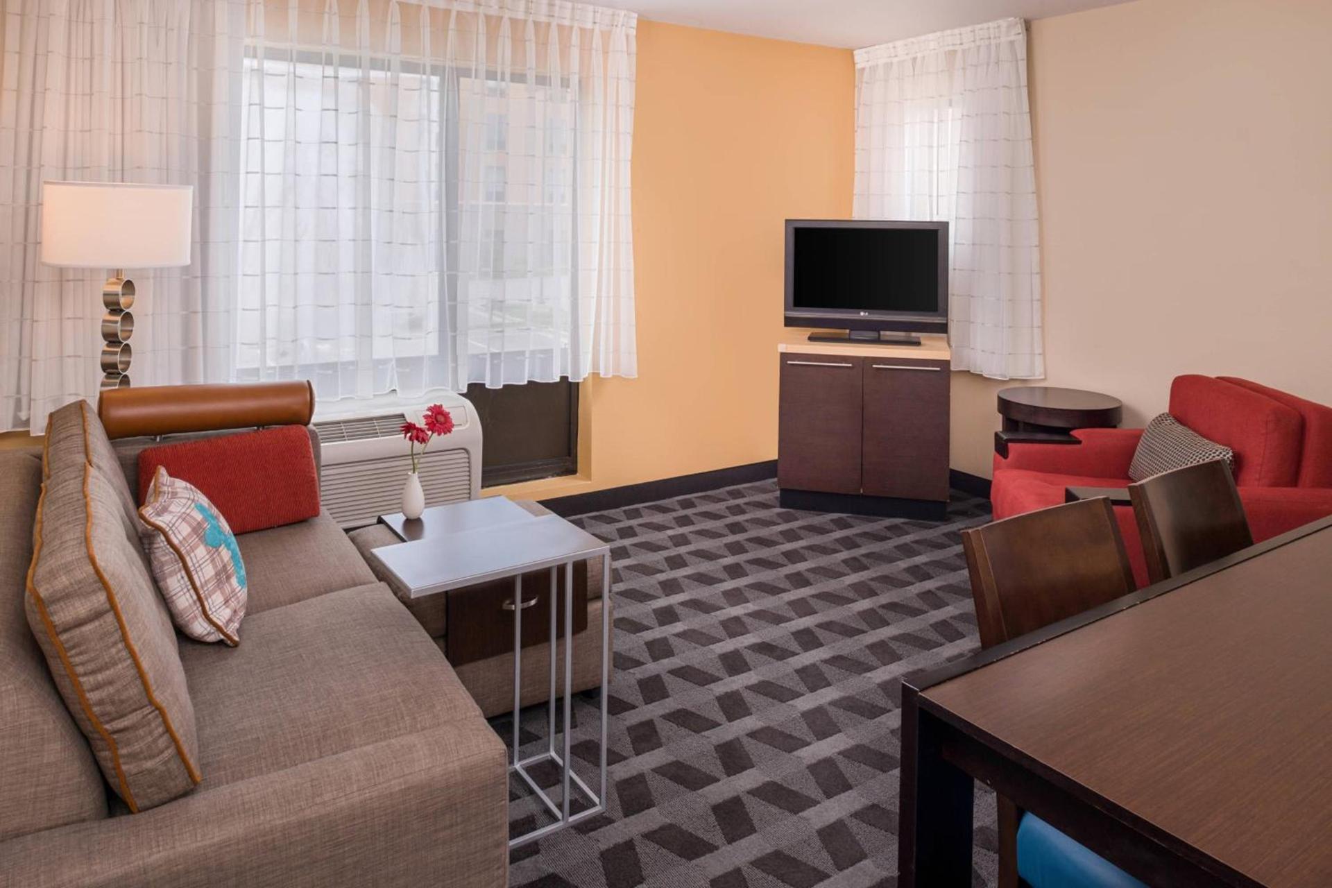 TownePlace Suites Huntington photo 14