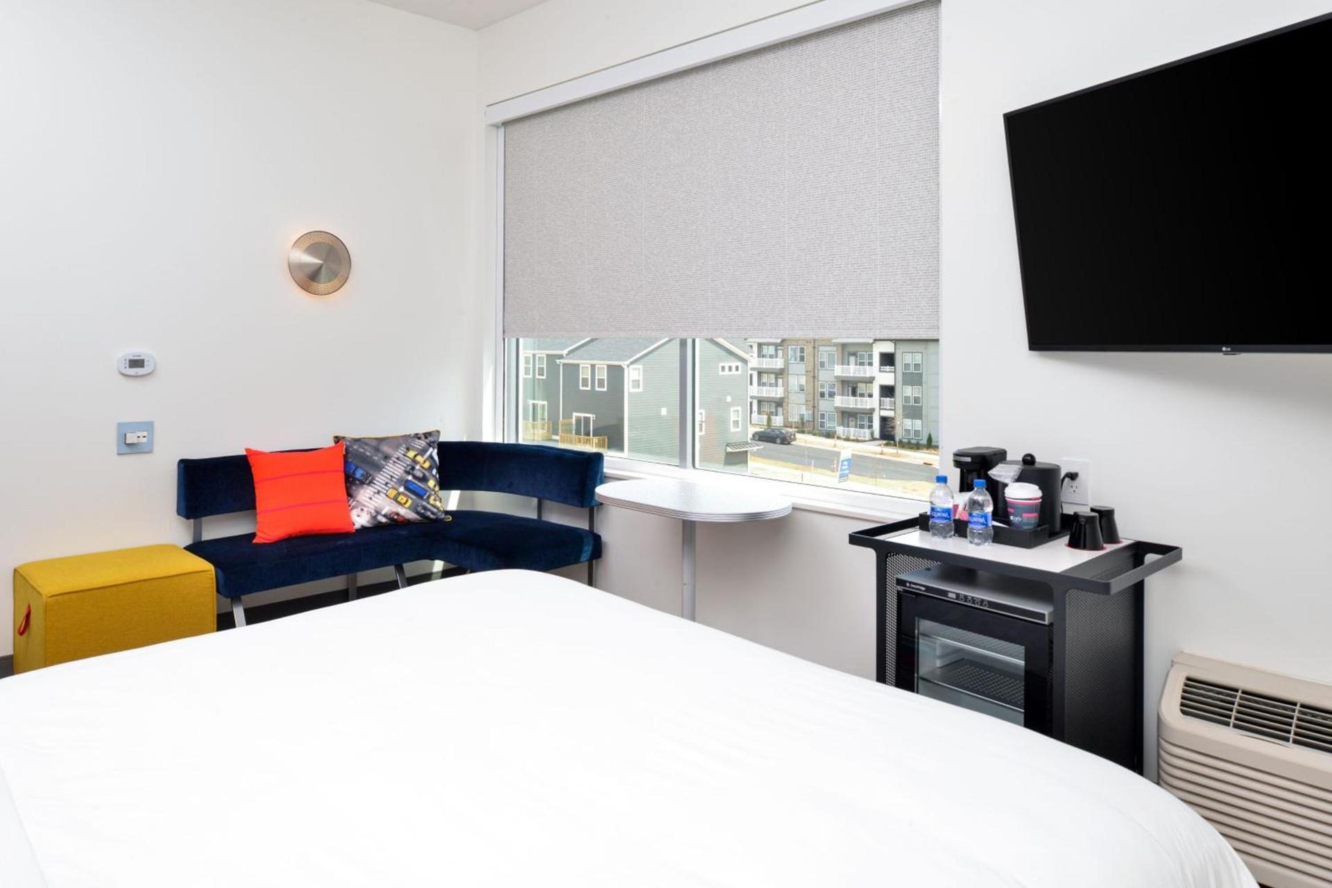 Aloft by Marriott Charlotte Airport photo 8