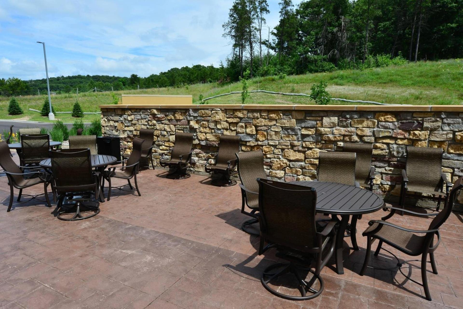 Fairfield Inn & Suites by Marriott Eau Claire/Chippewa Falls photo 10