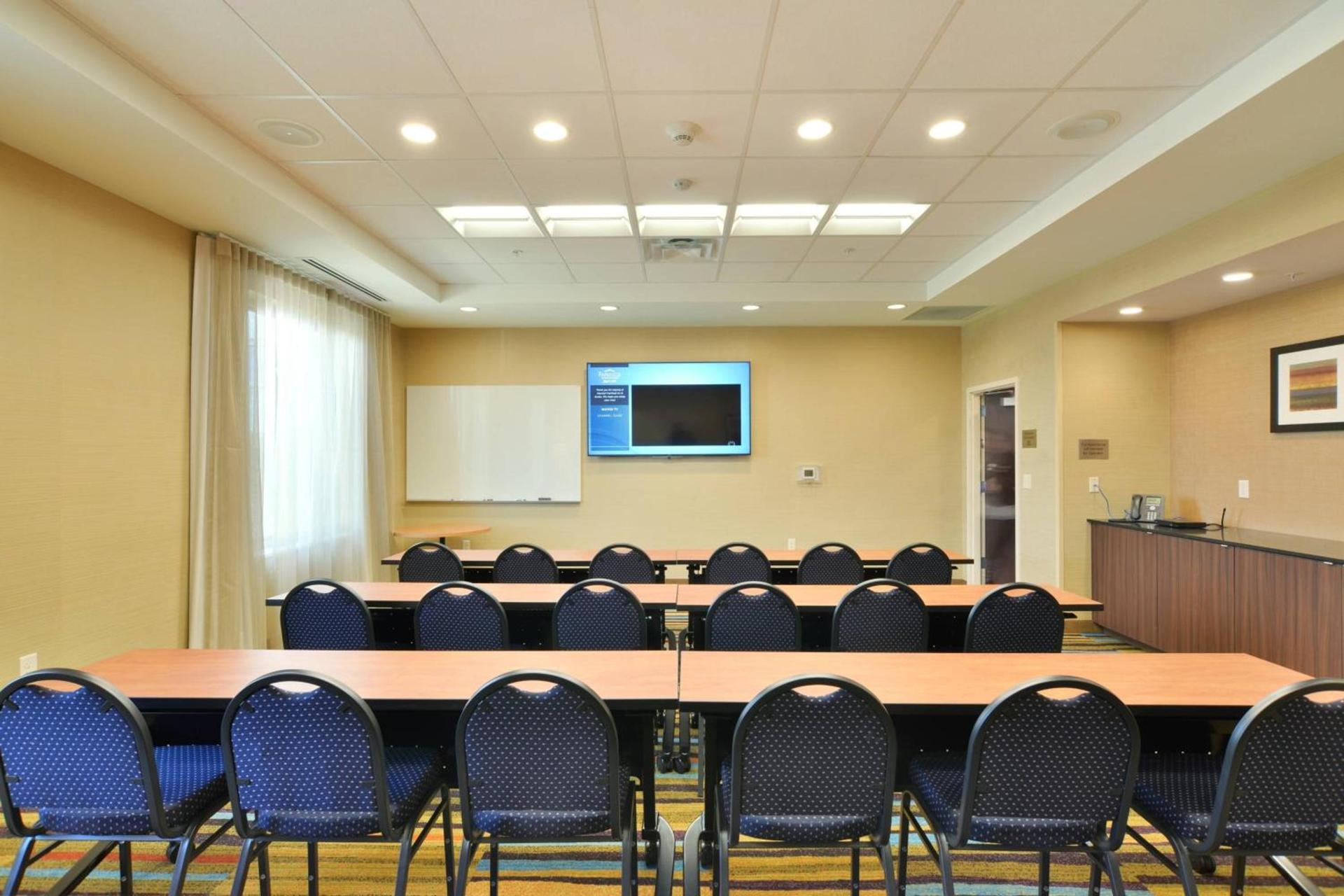 Fairfield Inn & Suites by Marriott Eau Claire/Chippewa Falls photo 32