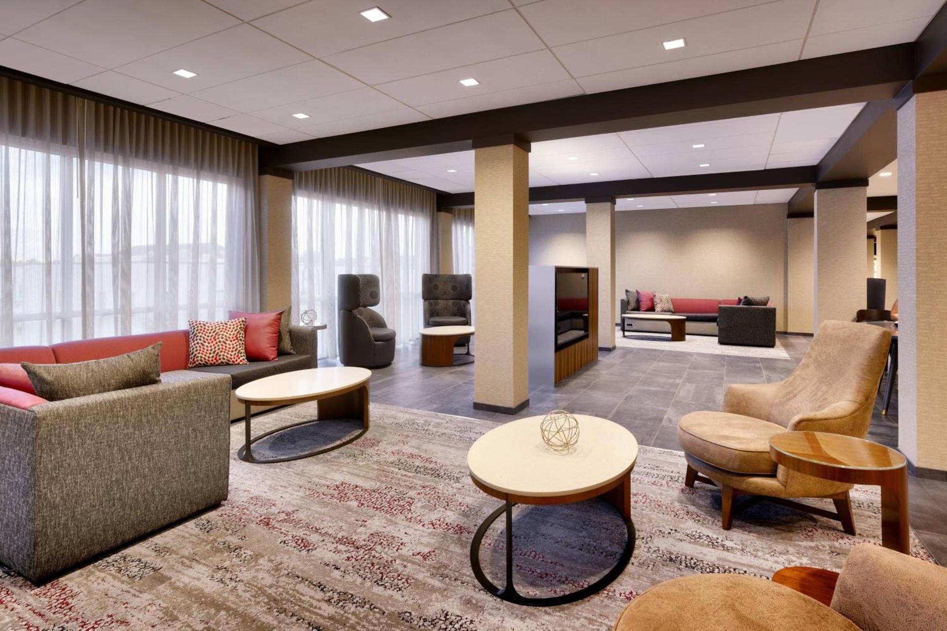 Courtyard by Marriott Atlanta Duluth Downtown photo 5