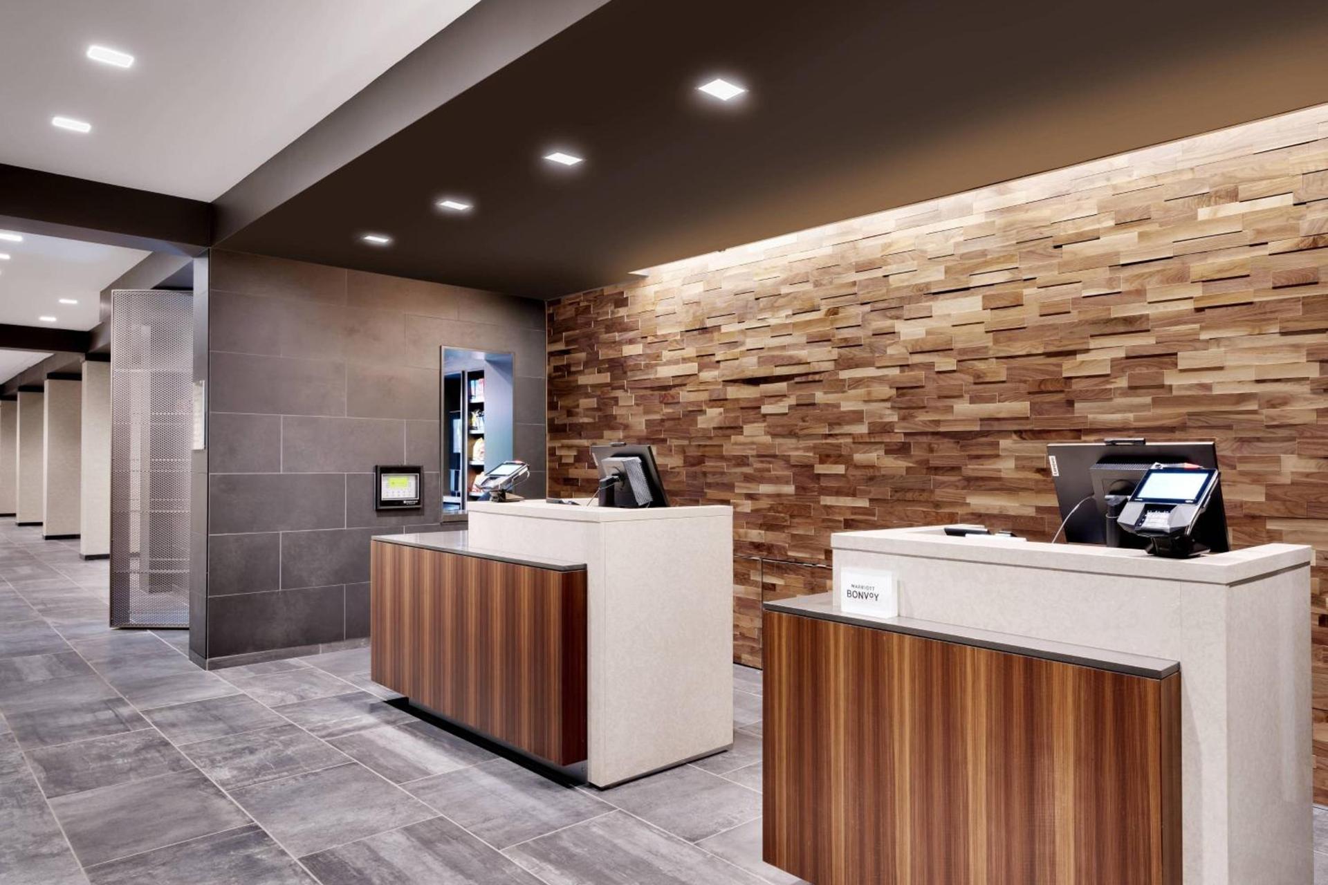 Courtyard by Marriott Atlanta Duluth Downtown photo 7