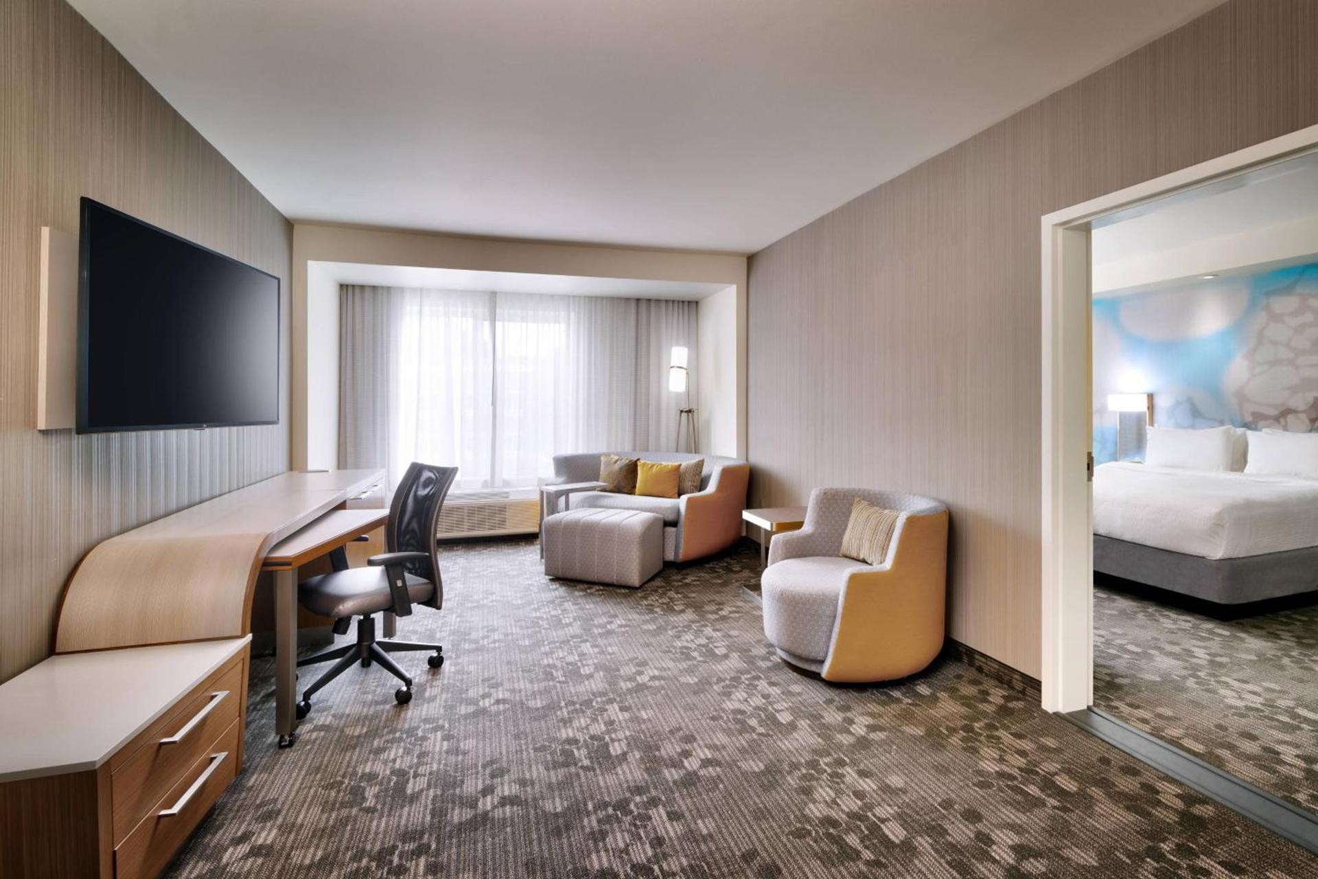 Courtyard by Marriott Atlanta Duluth Downtown photo 21