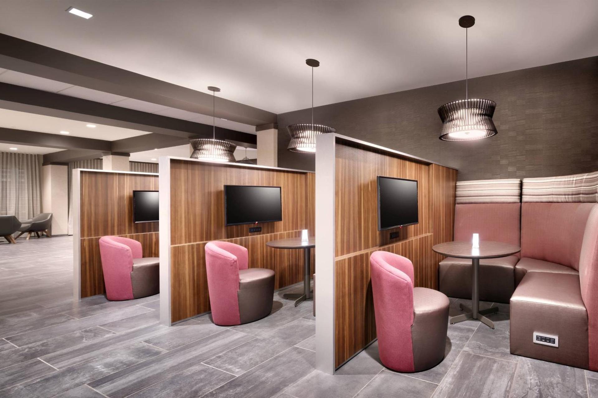Courtyard by Marriott Atlanta Duluth Downtown photo 25