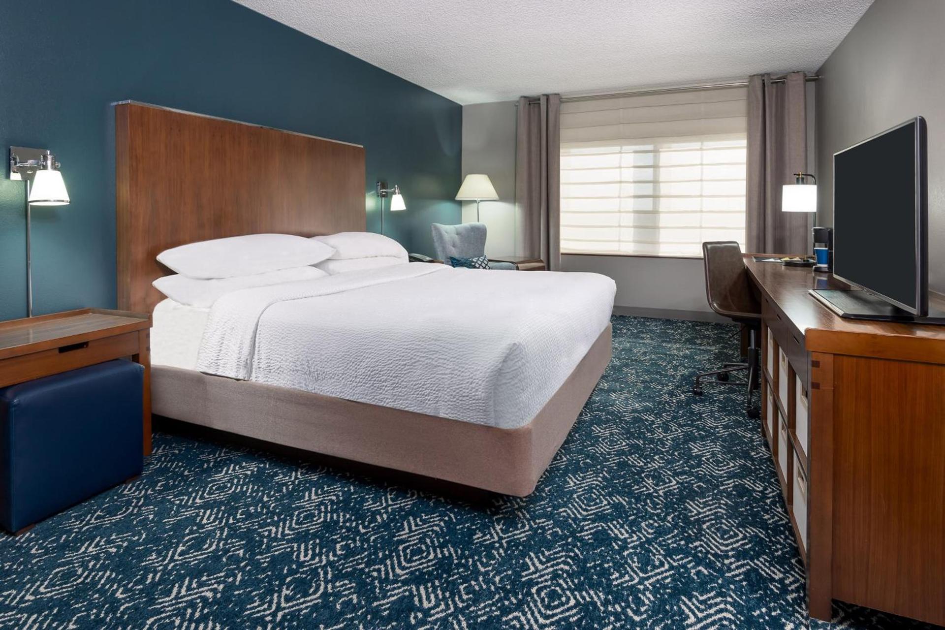 Four Points by Sheraton Huntsville Airport photo 8