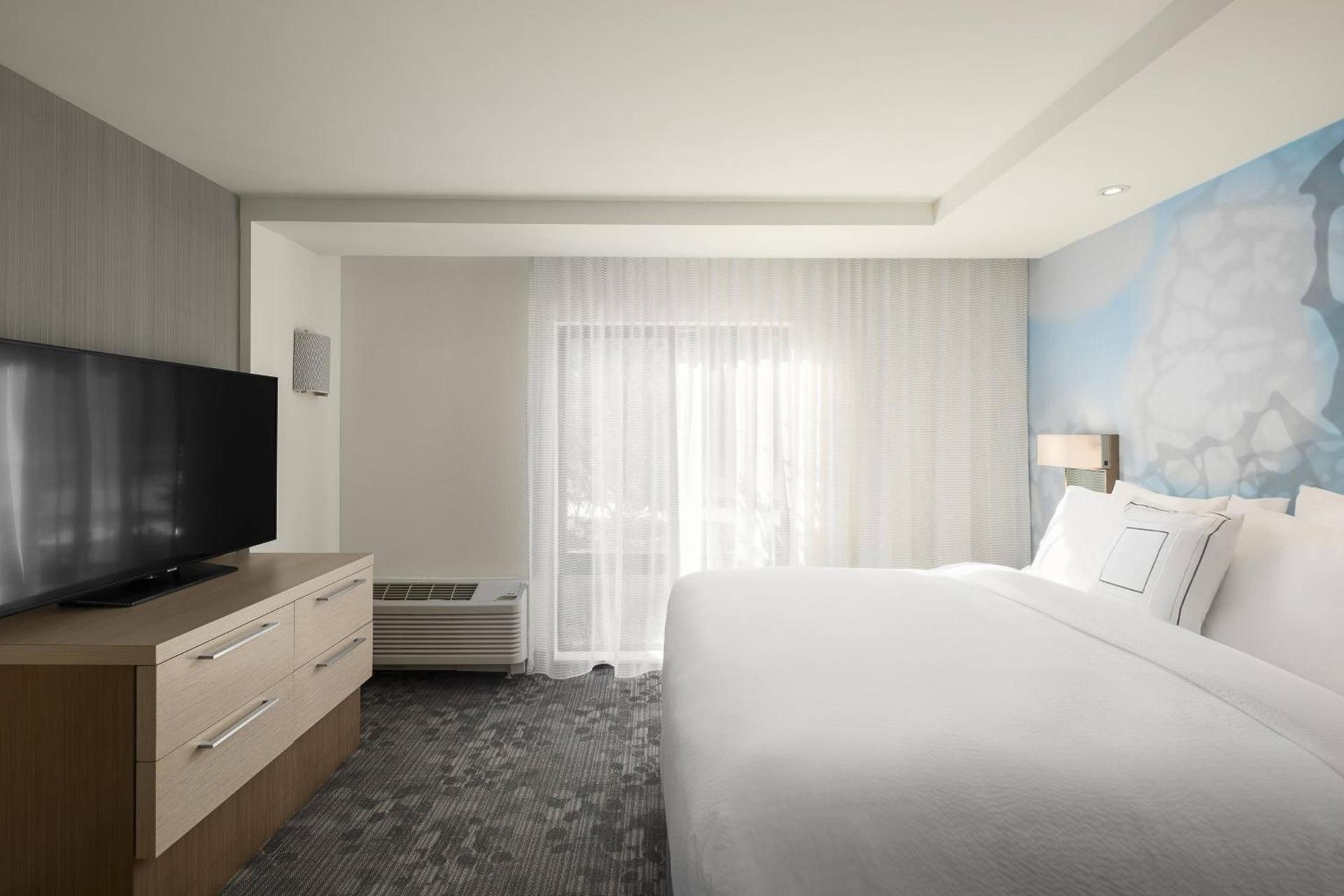 Courtyard by Marriott Seattle Northgate photo 21
